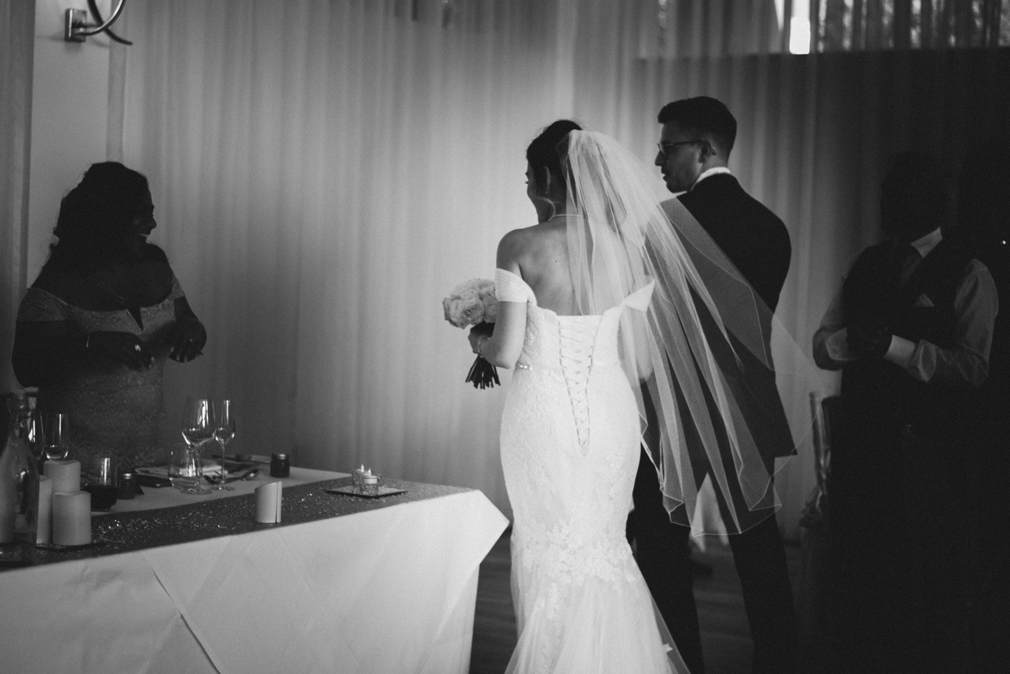 scott-stockwell-wedding-photographer-wood-norton-evesham275.jpg