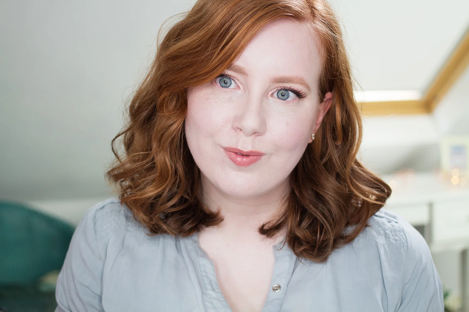 Summer-Inspired Peach Makeup