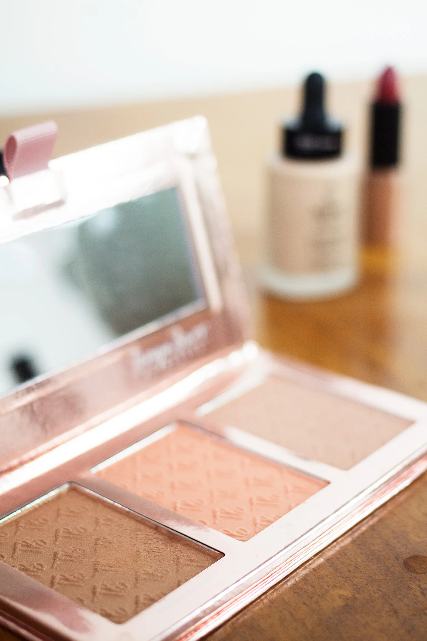 Tanya Burr Sweet Cheeks Palette. Photography by Alice Red.