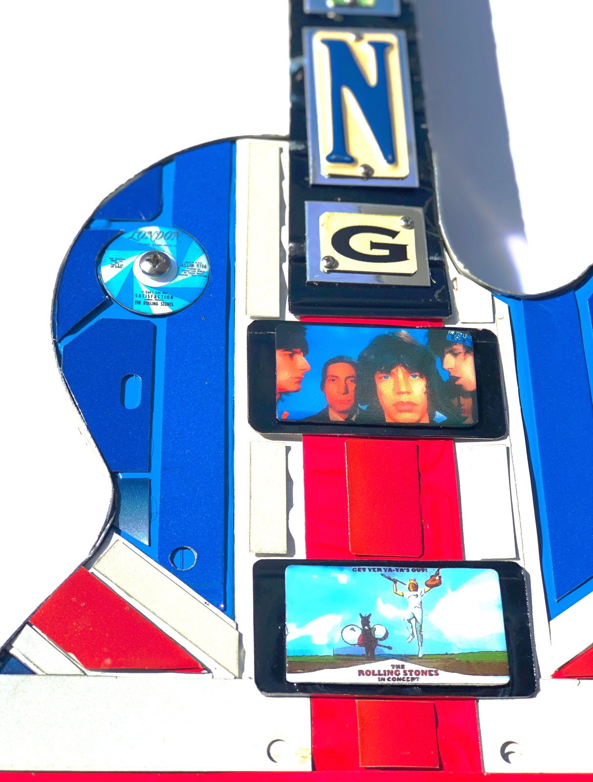 cool-gifts-for-a-stones-fan