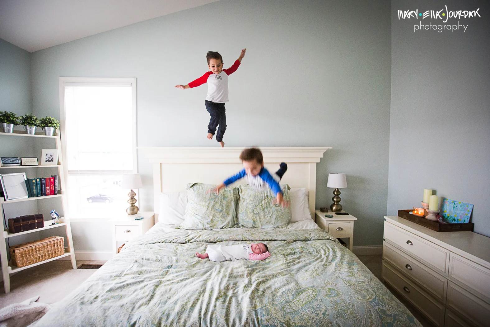 (Don't worry, this is a composite image - no sisters were bodyslammed in this photo session.)
