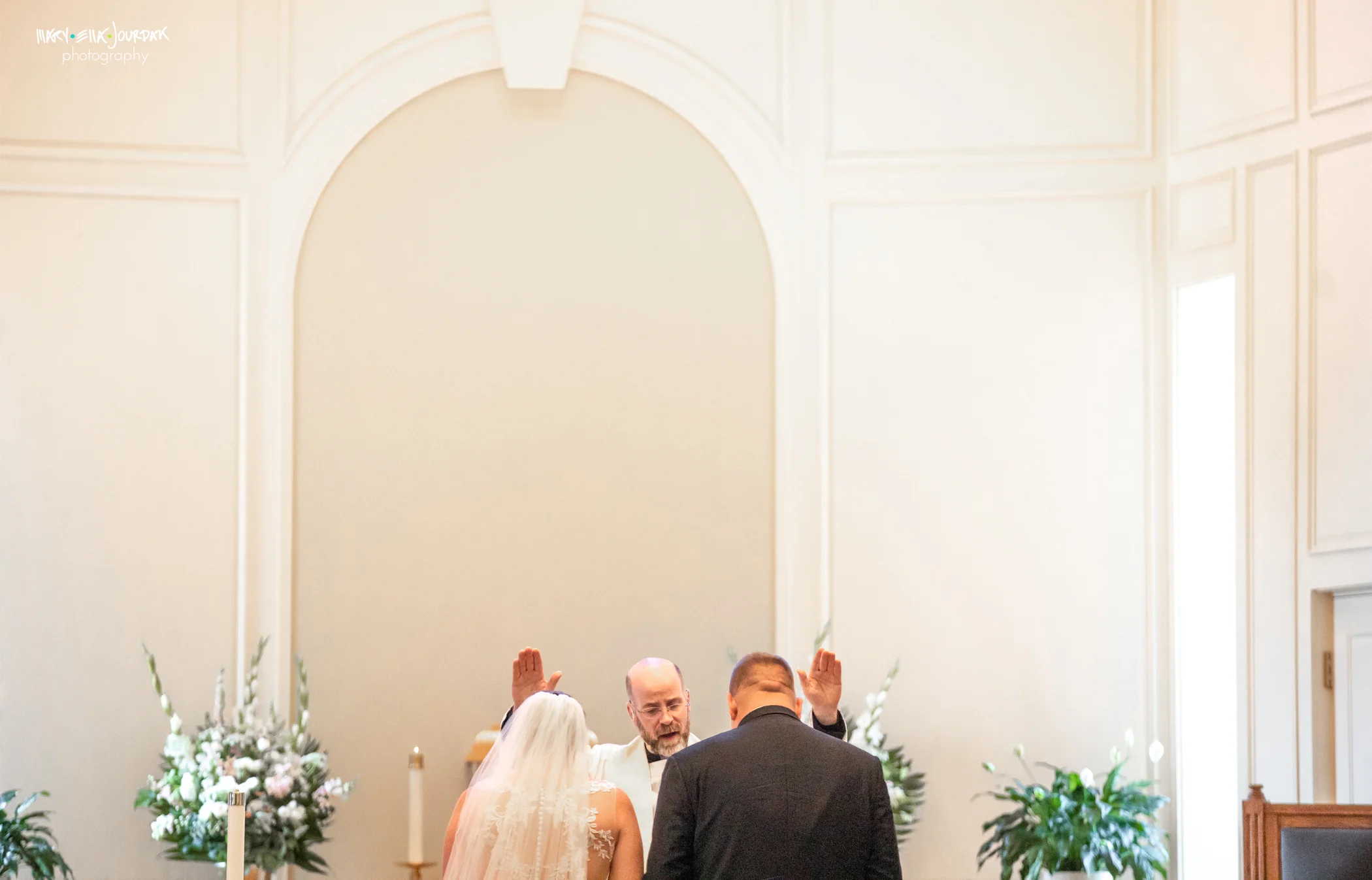1img-060-8895.jpg