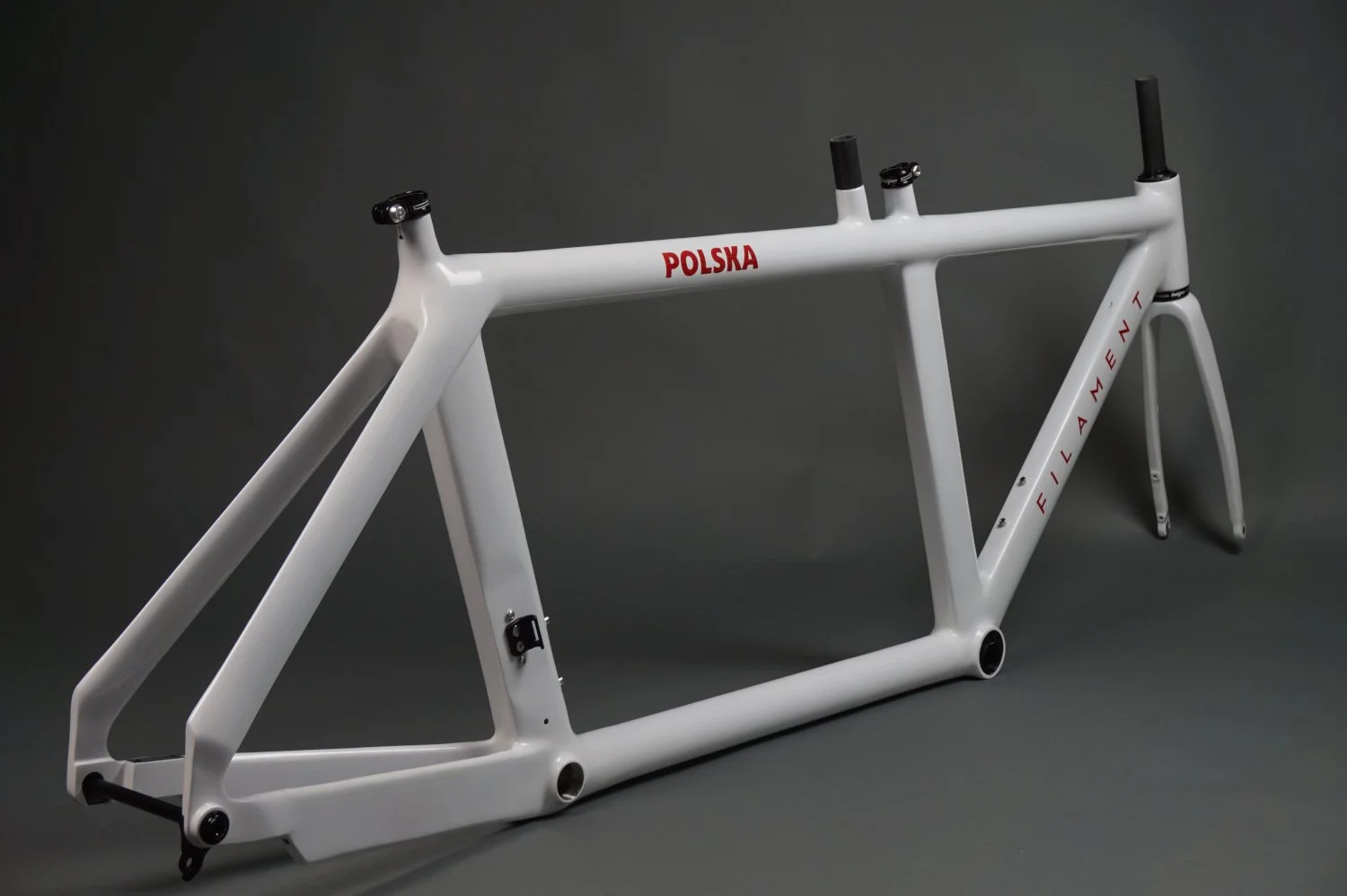 Filament tandem white back.JPG