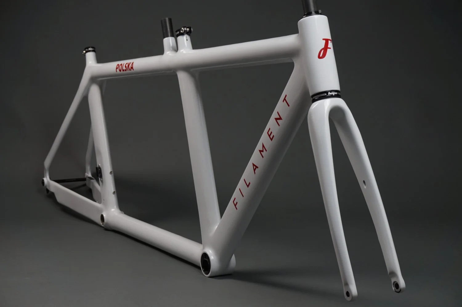 Filament tandem white front.JPG