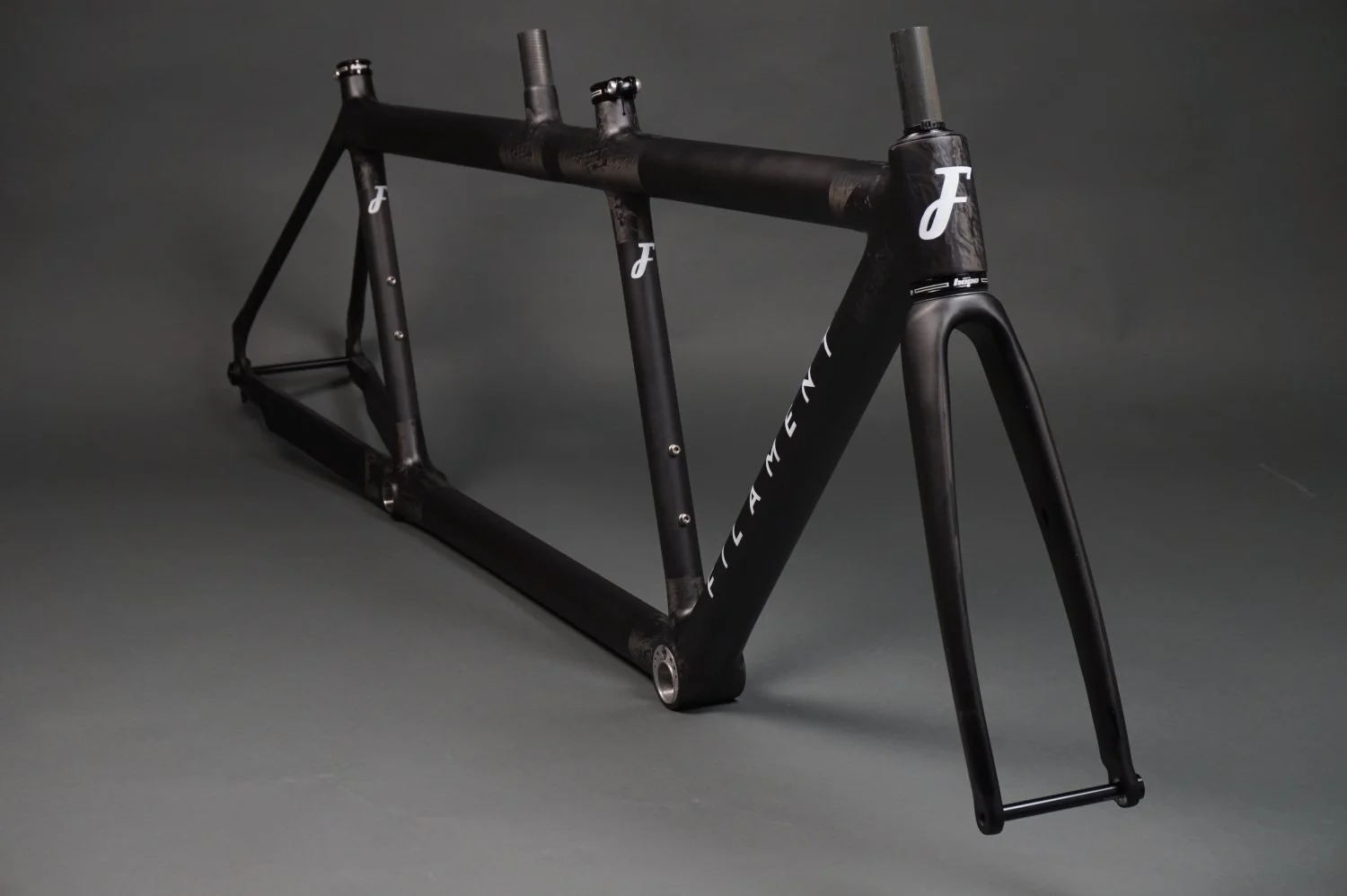 Road tandem bicycle frameset and fork with painted in matt clear.