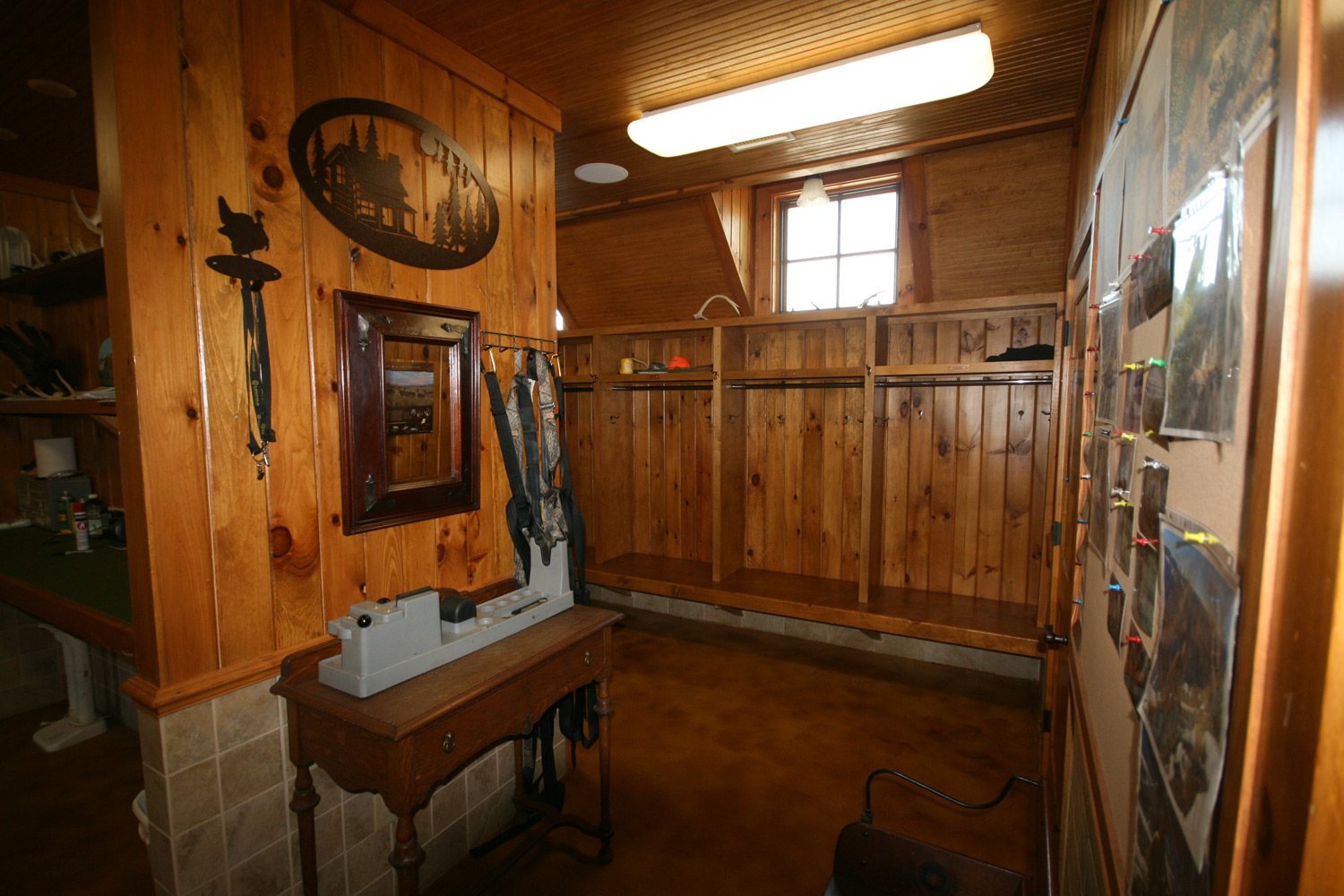The Lodge at Willow Oaks, Gun & Changing Room