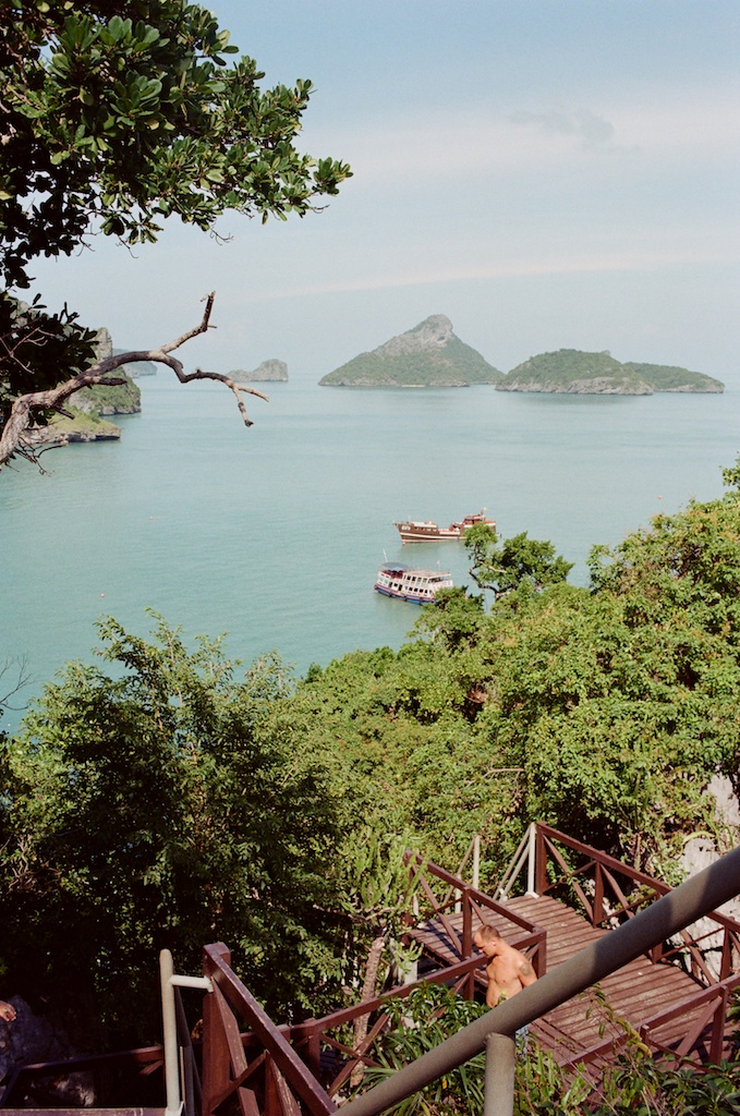 Emerald Lake viewpoint.jpg