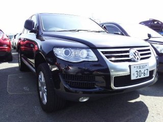 2008 VW Touareg.jpg