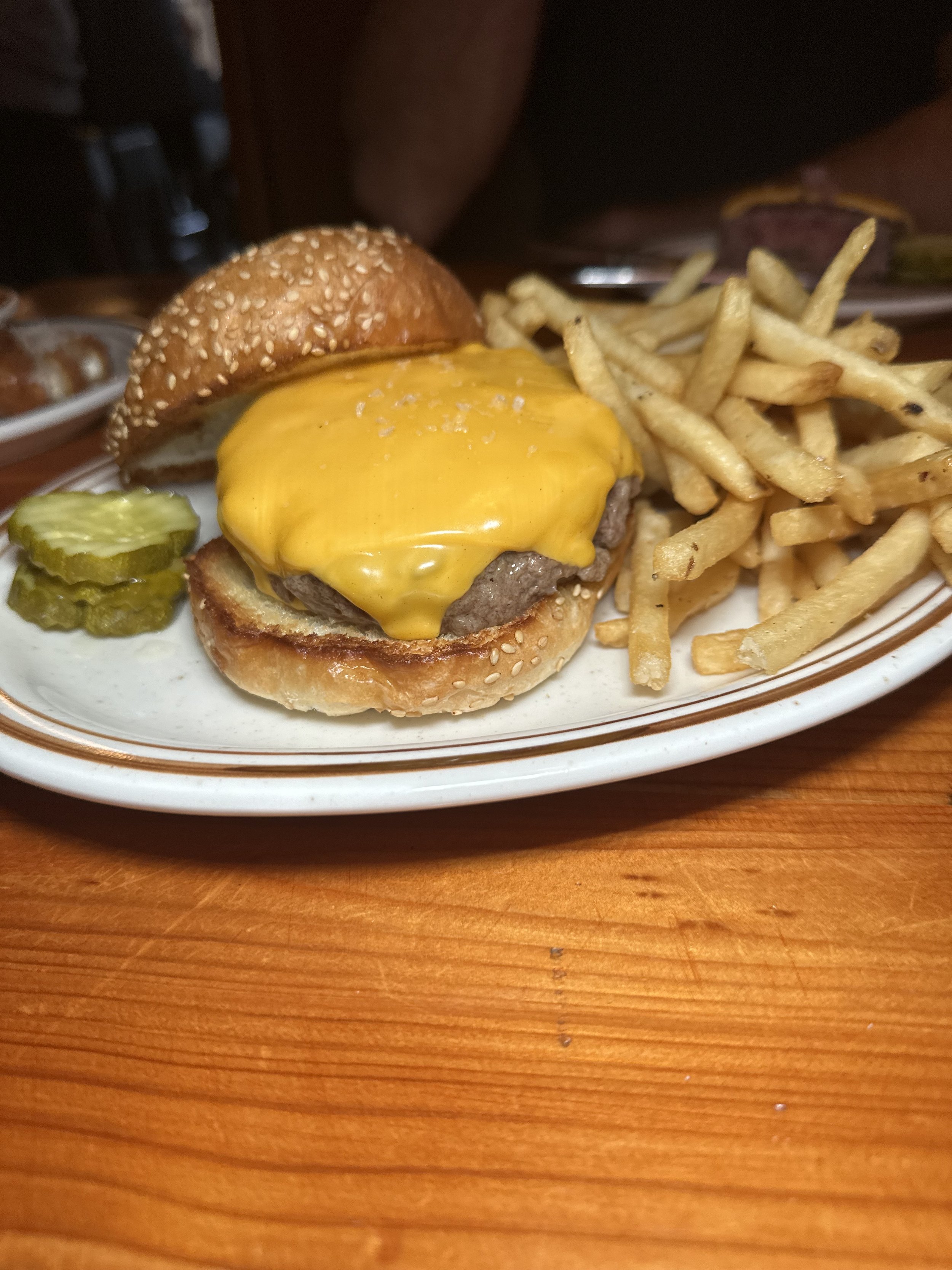 ONE OF NYC'S BEST BURGERS! : THE LIONS BAR