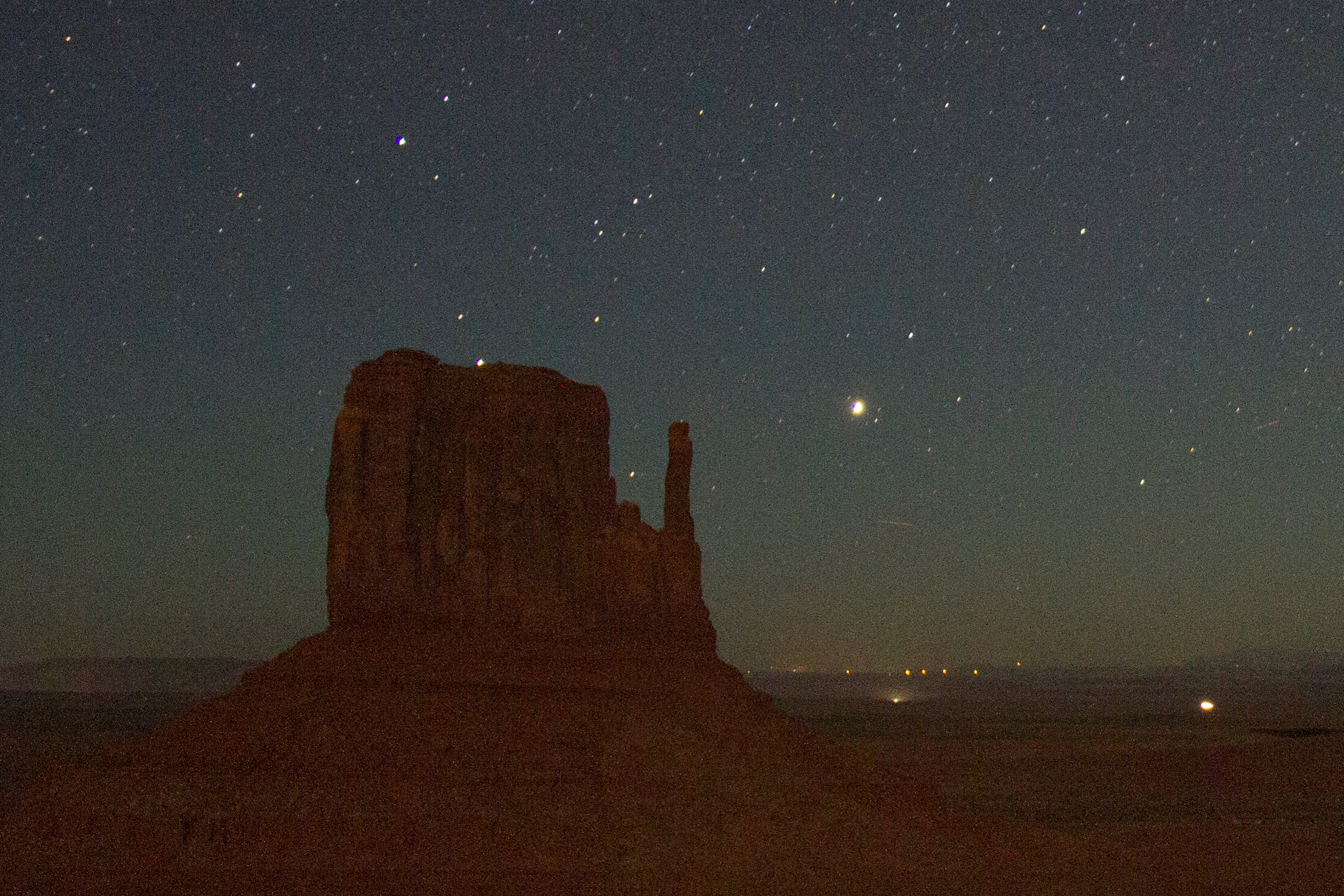 A higher ISO like 1600 lets in more light but the sensitivity to the lens makes the image grainy. (c) 2016 Amy Proctor