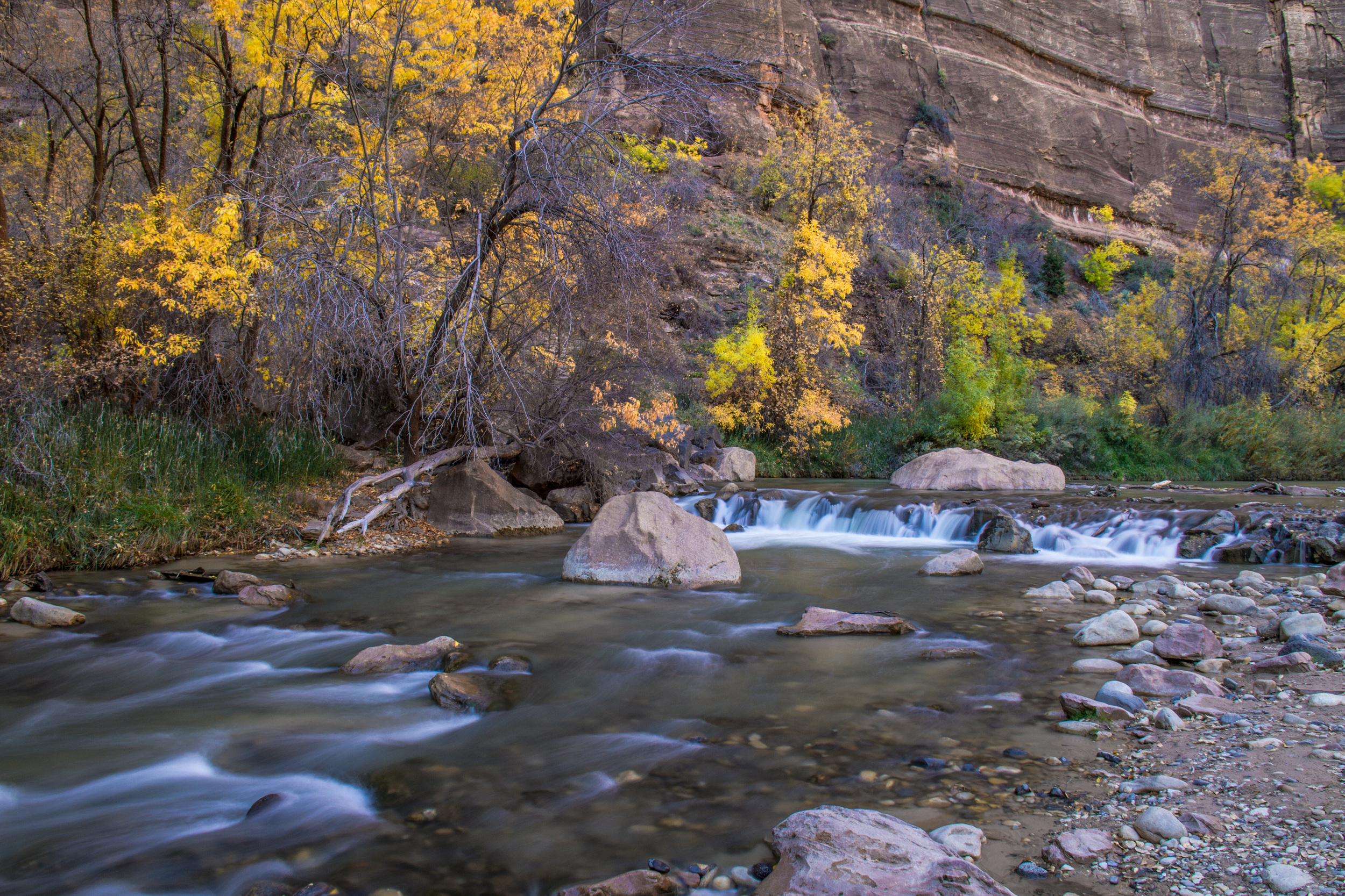 A 2x ND Filter prevented overexposure as the shutter stays open longer to achieve the flowy effect of the water. (c) 2016 Amy Proctor