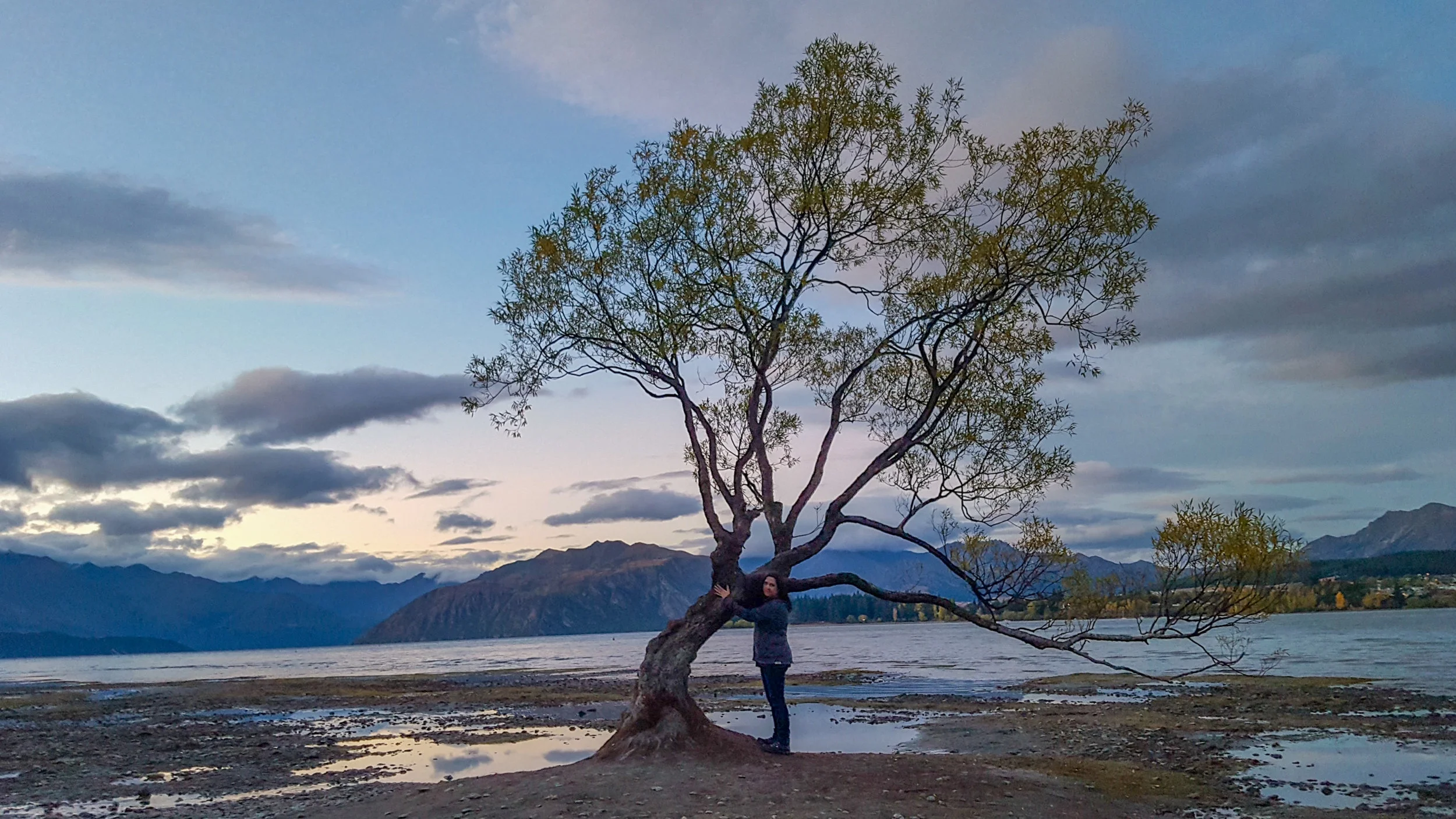 Hugging my friend in Lake Wanaka...