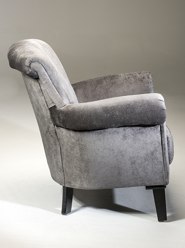 LifeCare-chairs-Club-2.png