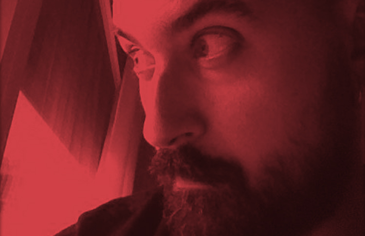 V.jpg