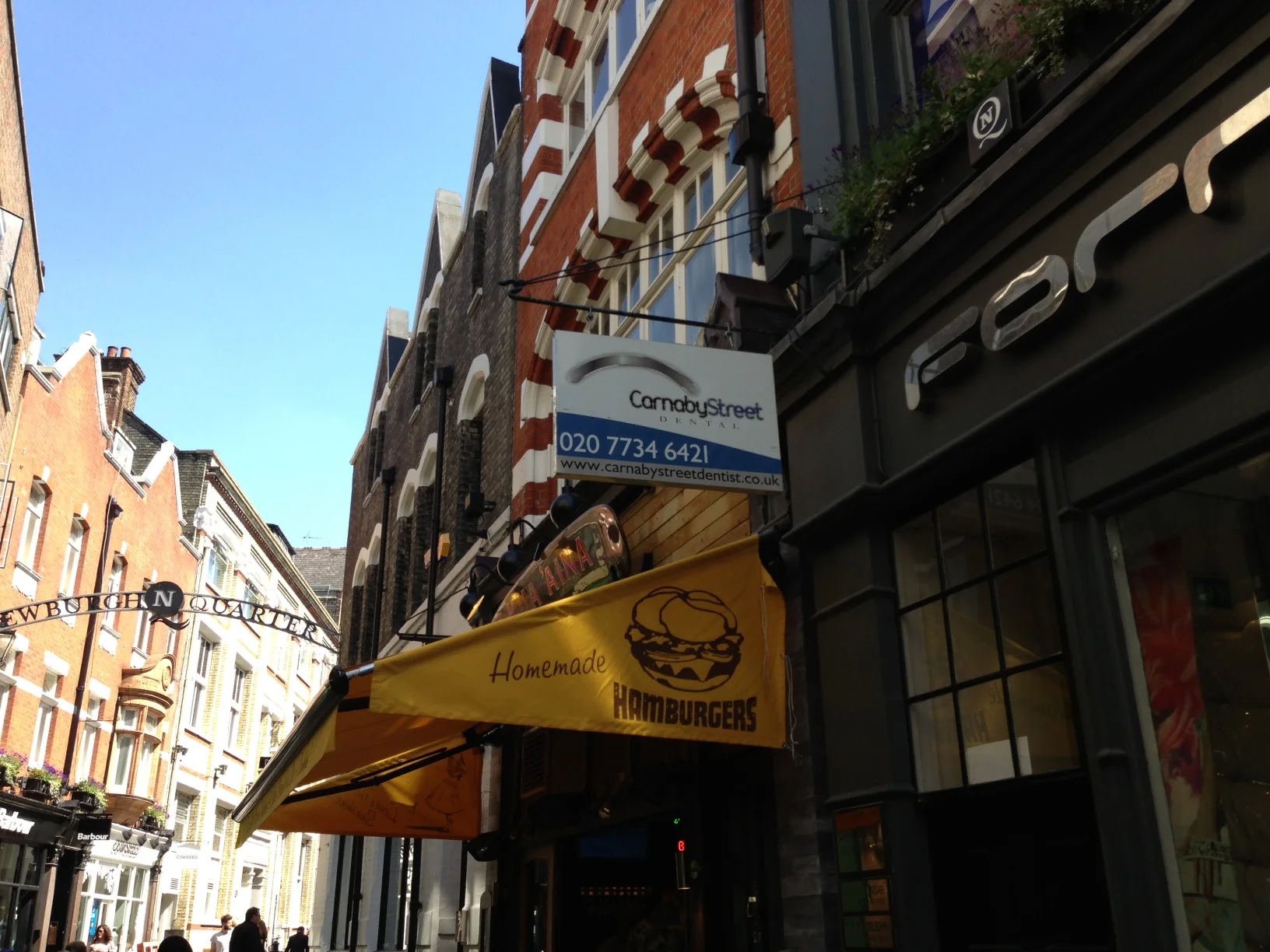 Picture of the Dentist's office on Carnaby street.