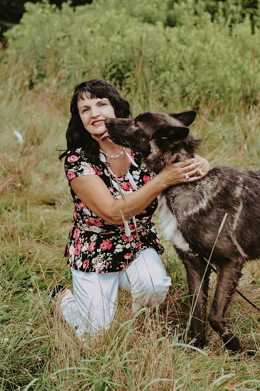 Lucian loves beautiful ladies! Kisses for Krystyna...