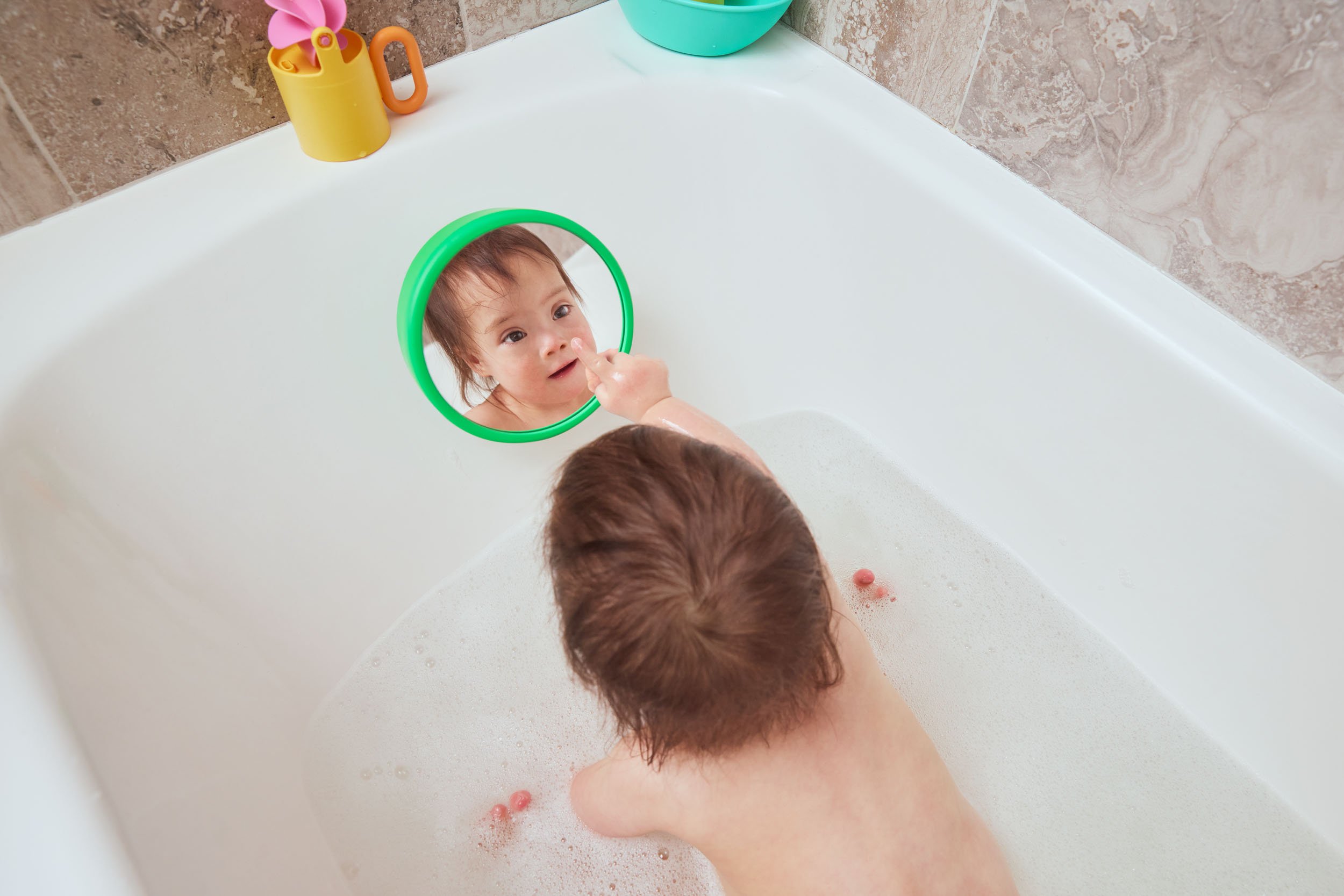 Lovevery - Bath Book