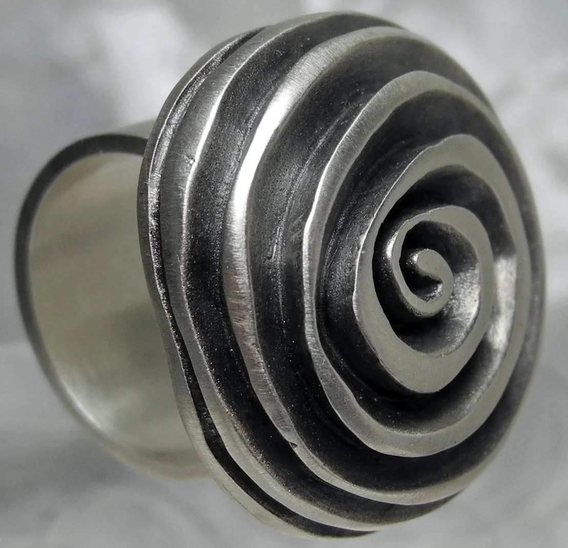 Front page - spiral_edited-1.JPG