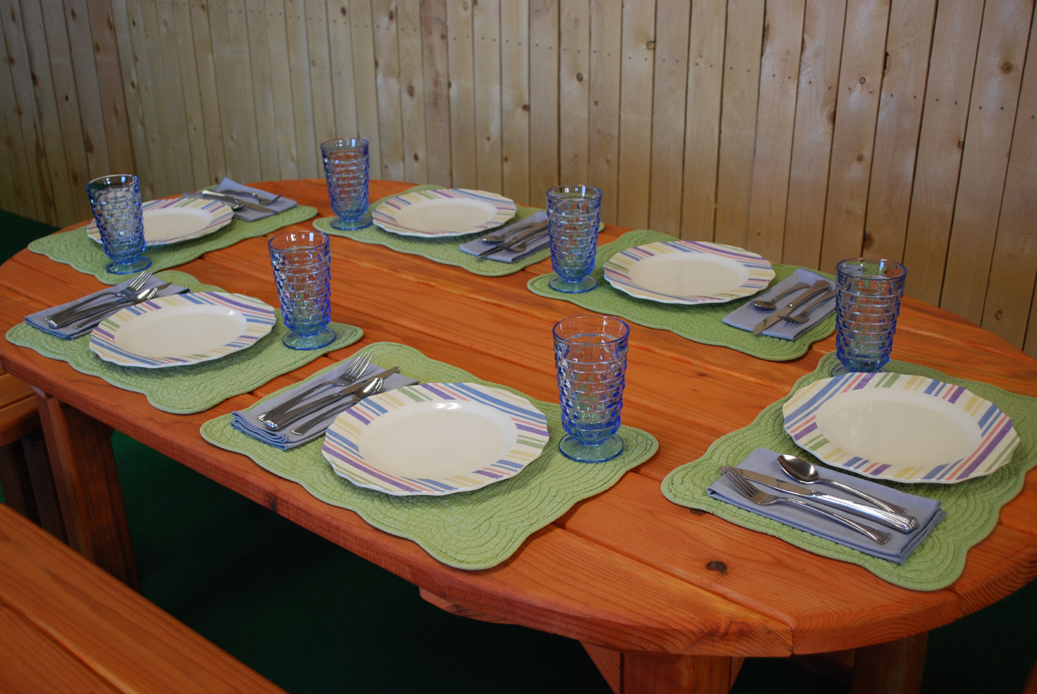 72" redwood oval picnic table