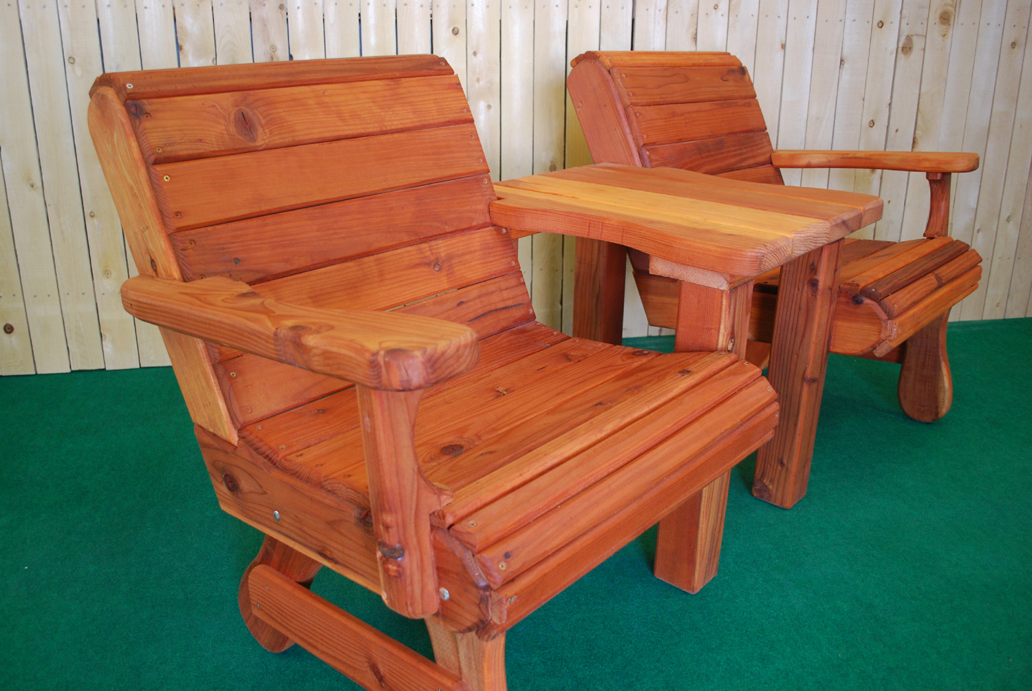 redwood 2 chair and table