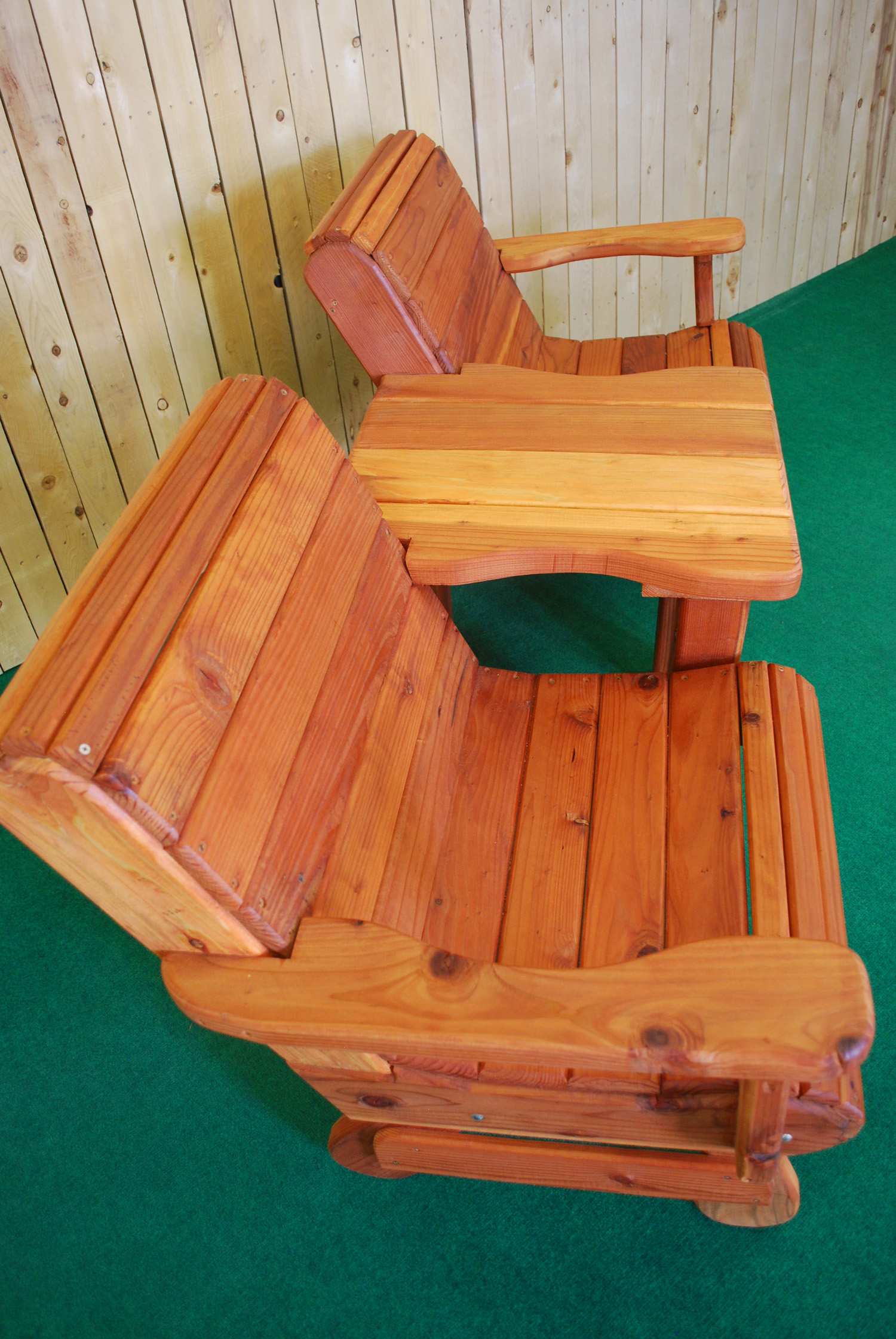 redwood 2 chair and table