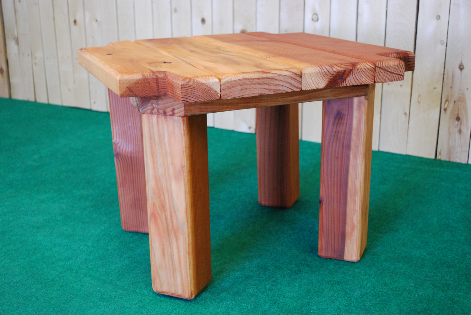 redwood notch accent table