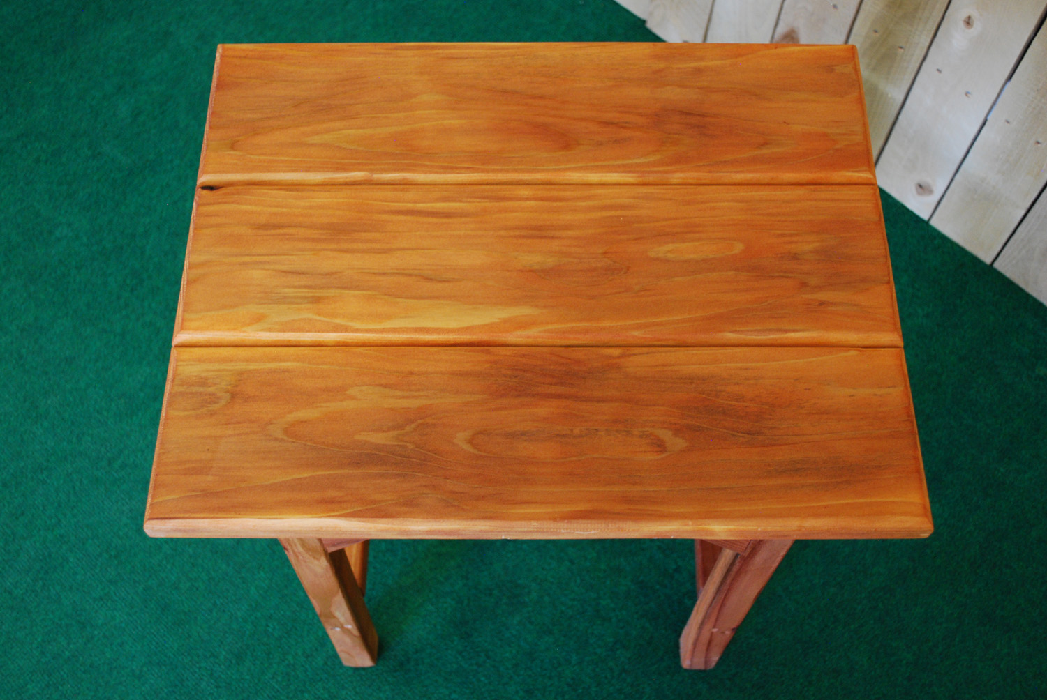 redwood mini accent table