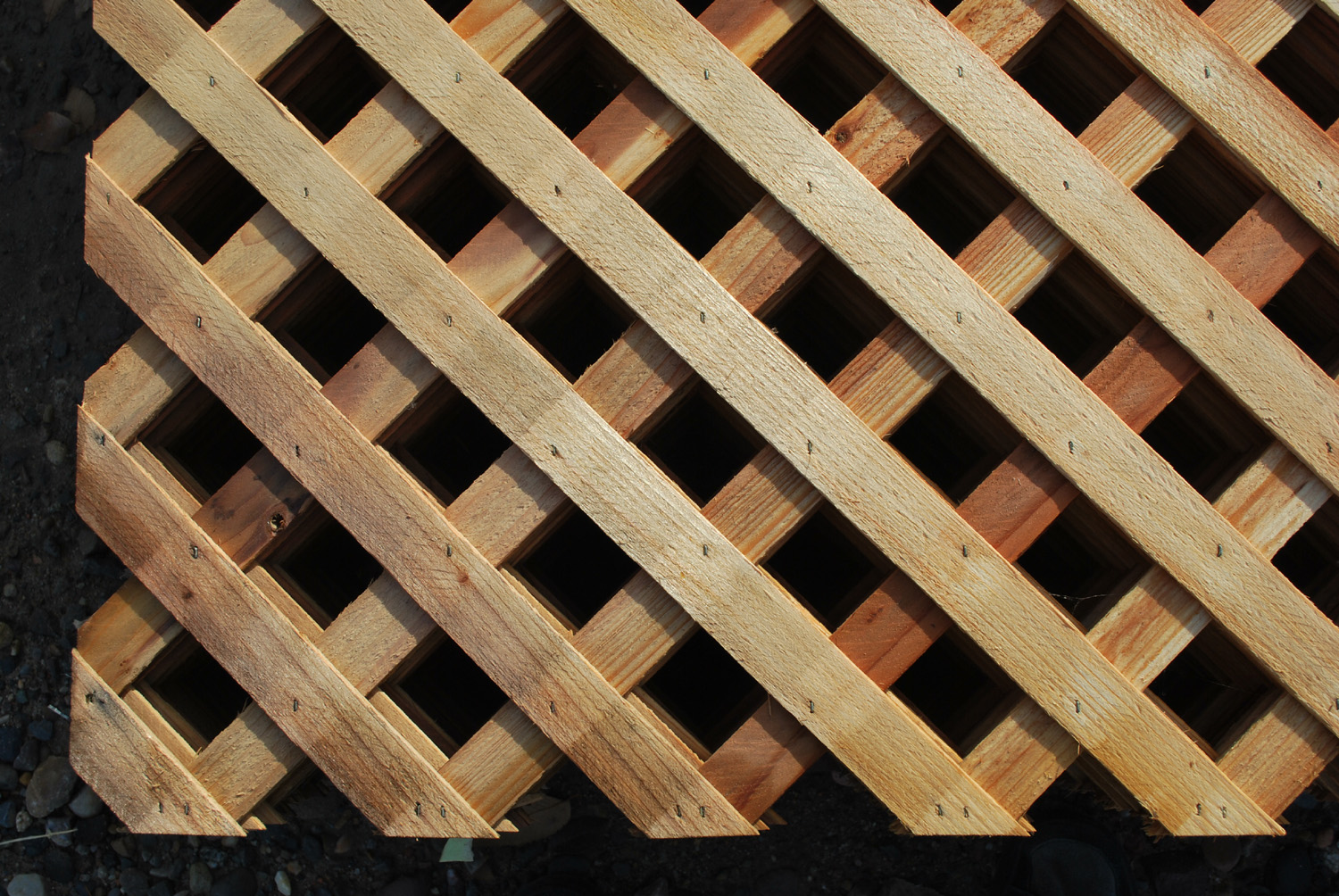 redwood lattice