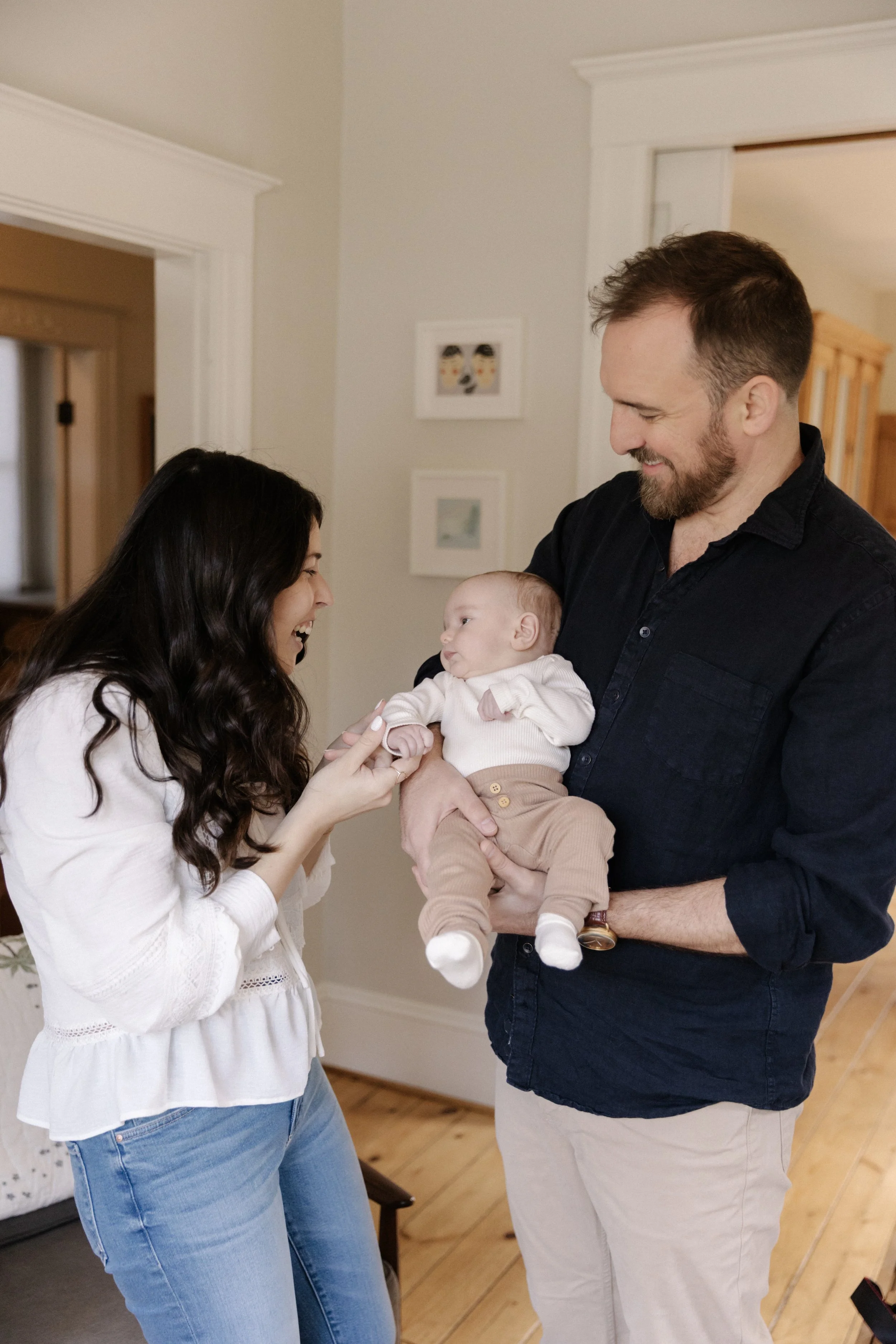 Seattle relaxed newborn photos in the home