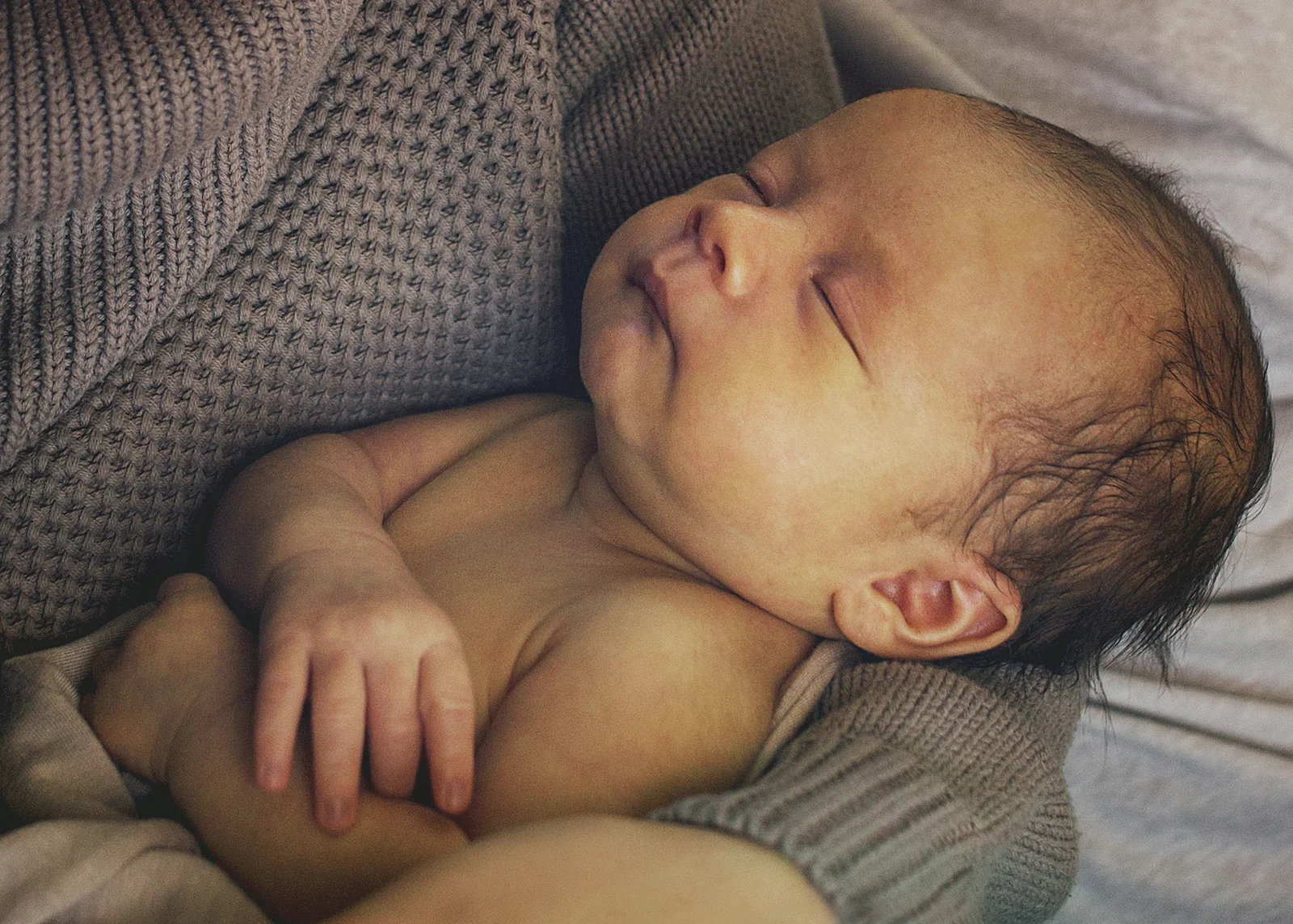 Lifestyle Newborn Photographer Melbourne