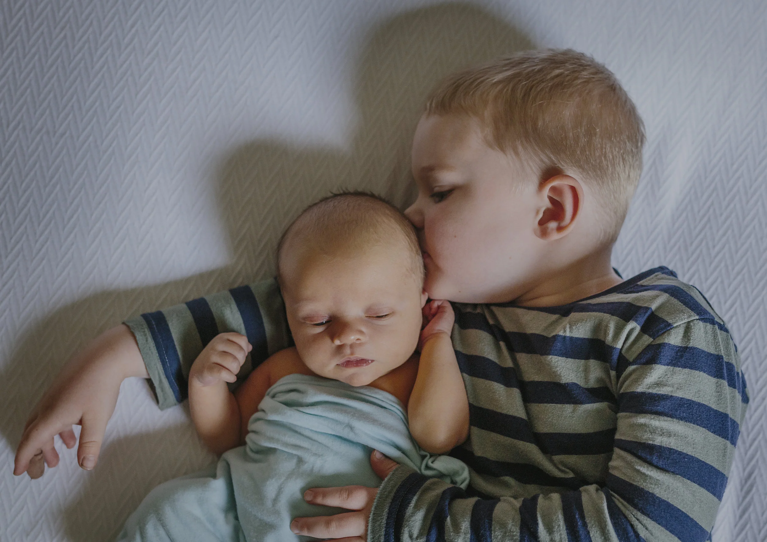 Lifestyle Newborn and Baby Photographer Bayside