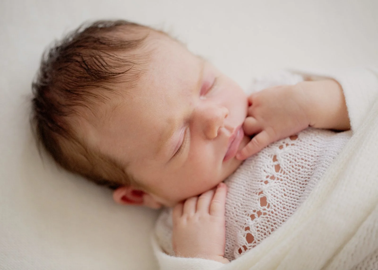 So What Happens Behind The Scenes At A Newborn Photo Shoot?