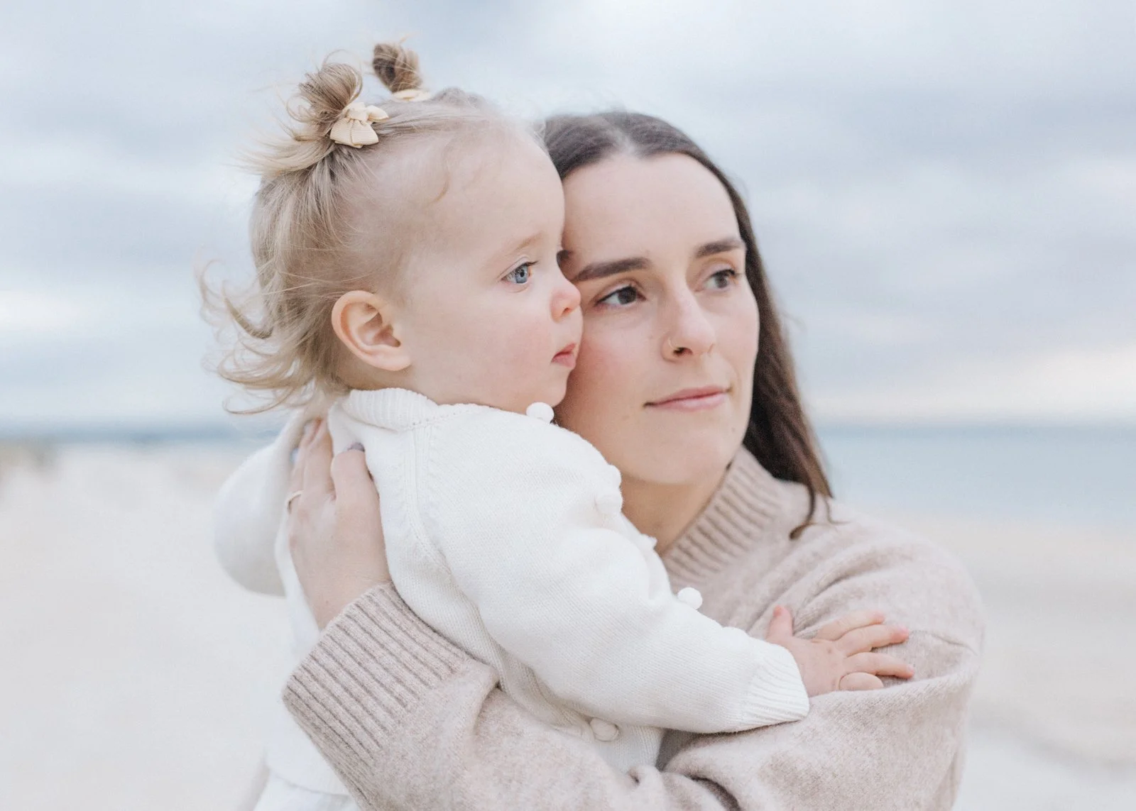 Motherhood Sessions at the Beach in Winter!