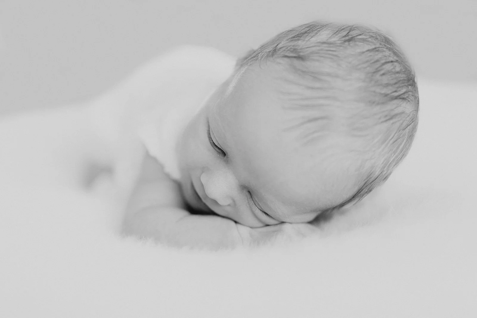 Lifestyle Newborn Photographer Melbourne