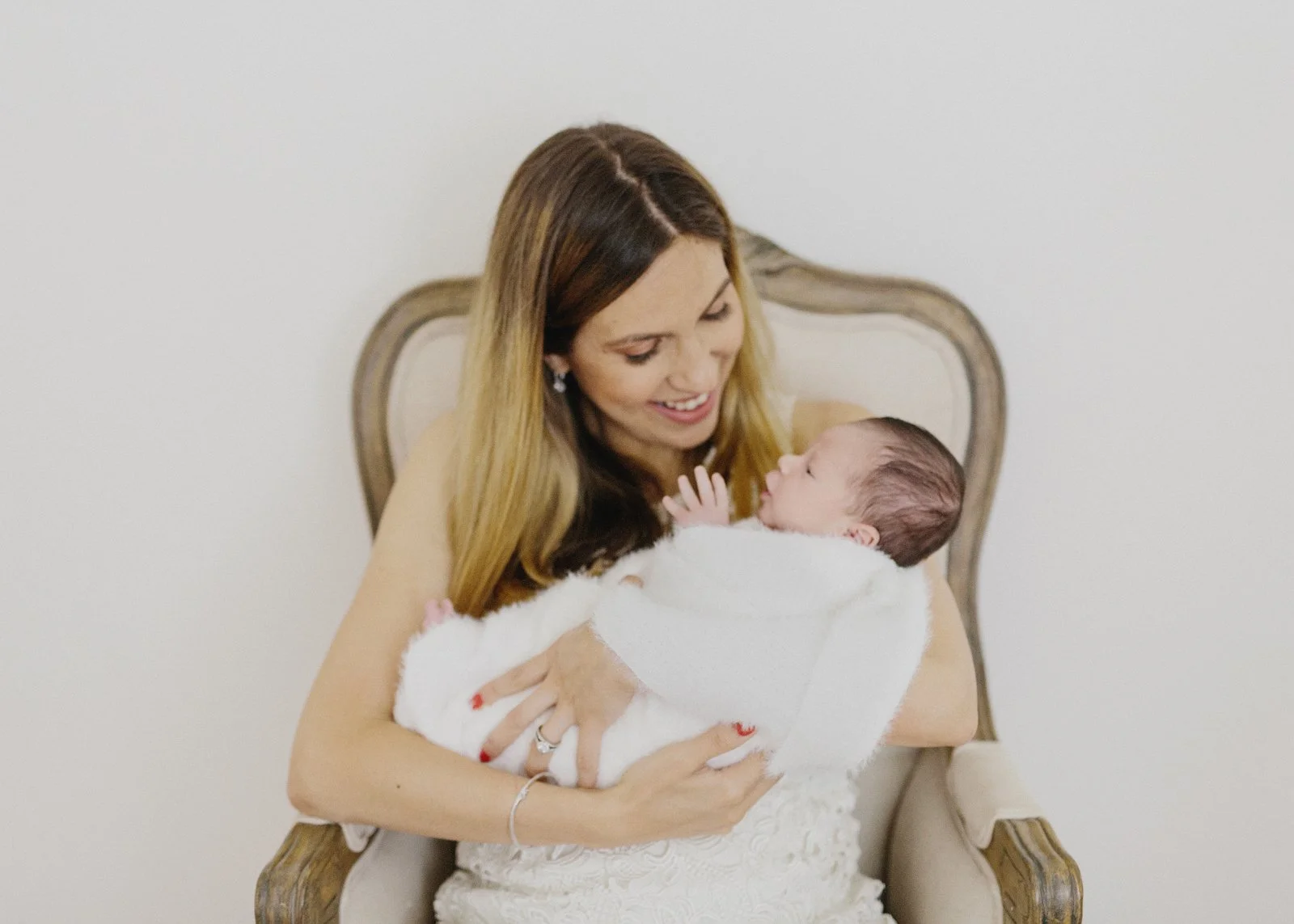 Natural Newborn Photographer