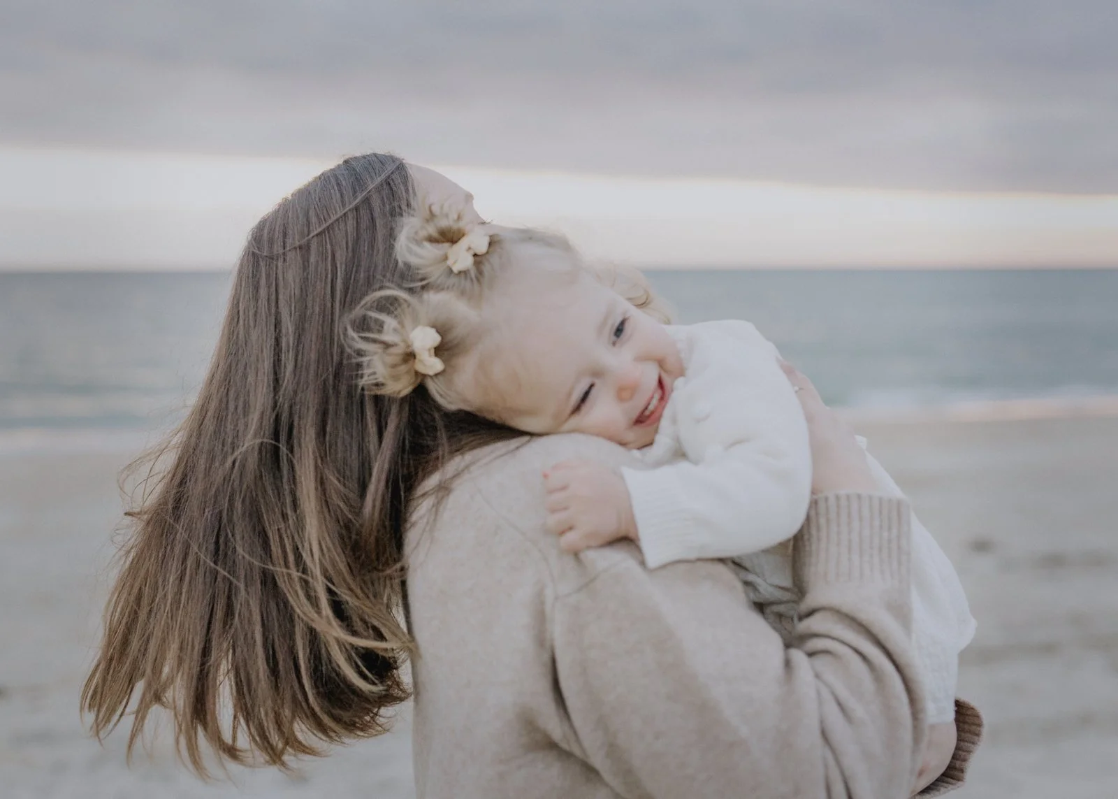 Bayside Melbourne Motherhood Photographer