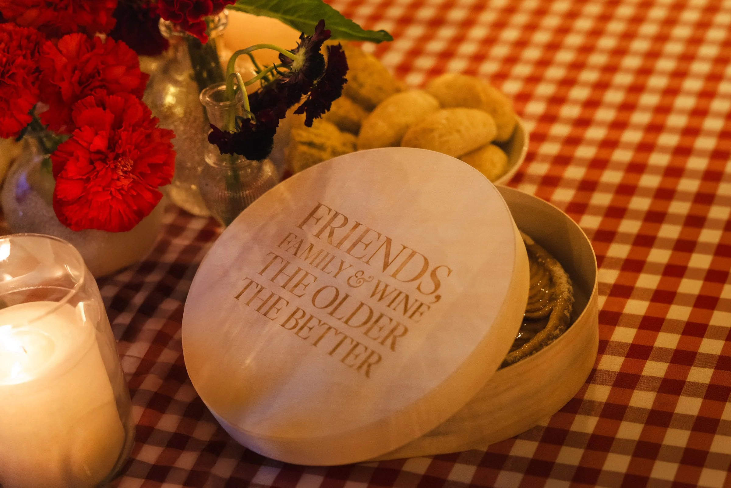 quote op houten deksel