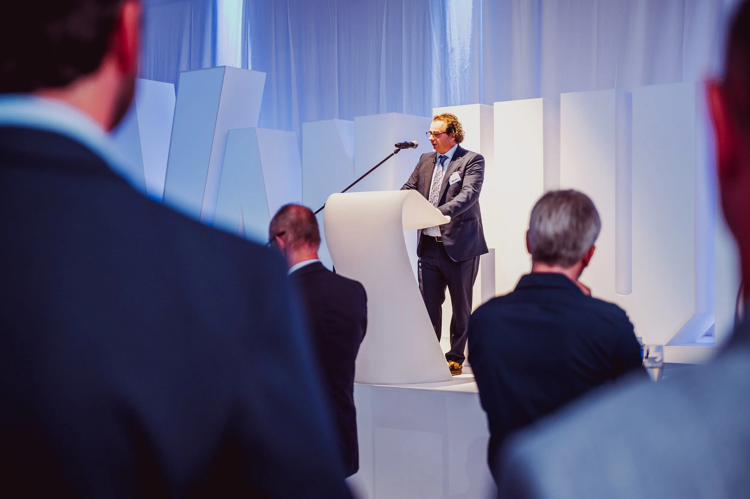 speech die gegeven wordt op corporate event