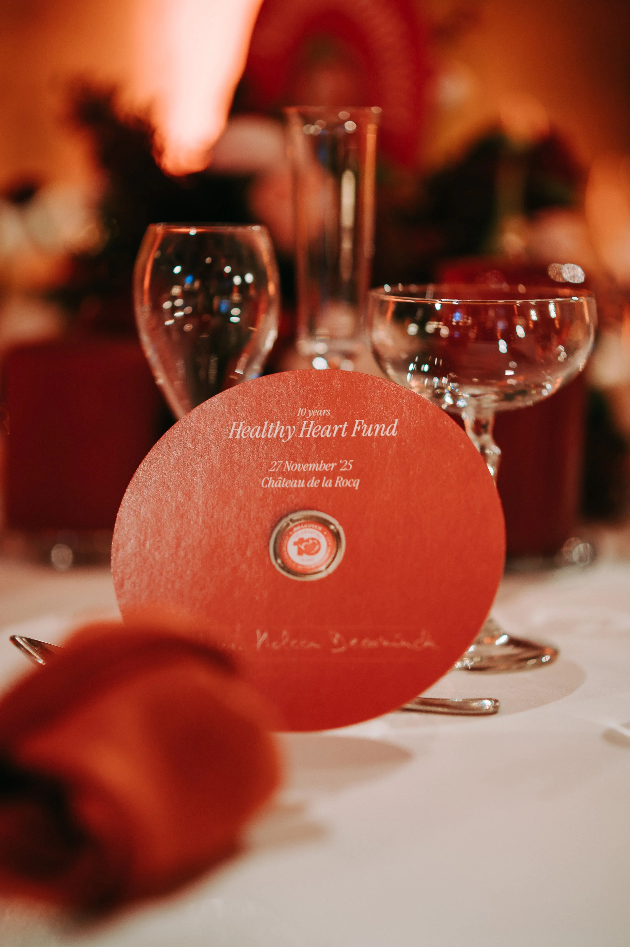 decoratie op tafel tijdens fundraising dinner