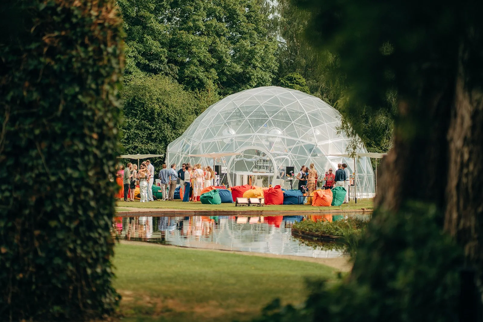 kleurrijke outdoor locatie verjaardag
