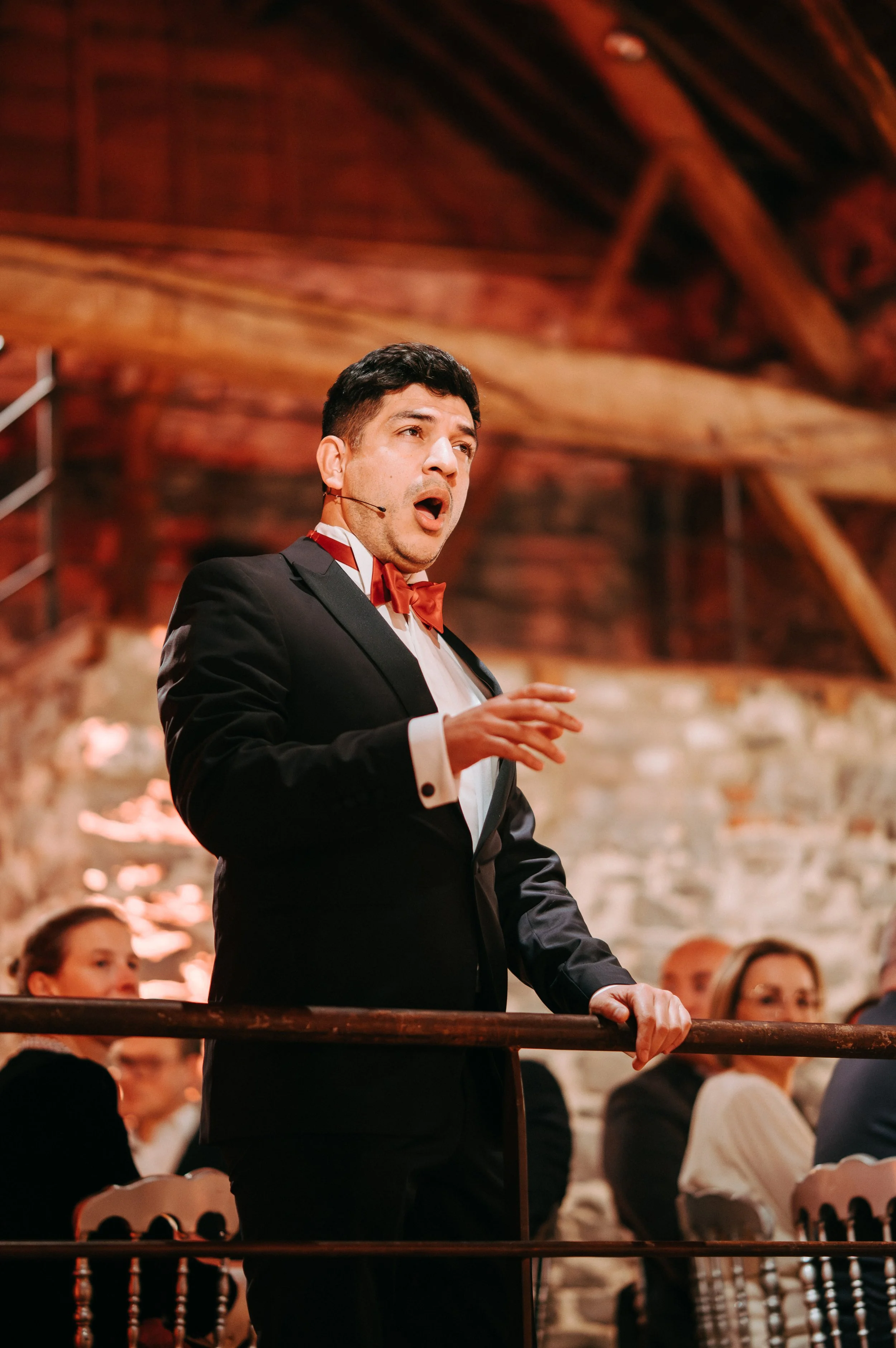 opera zanger live tijdens fundraising diner