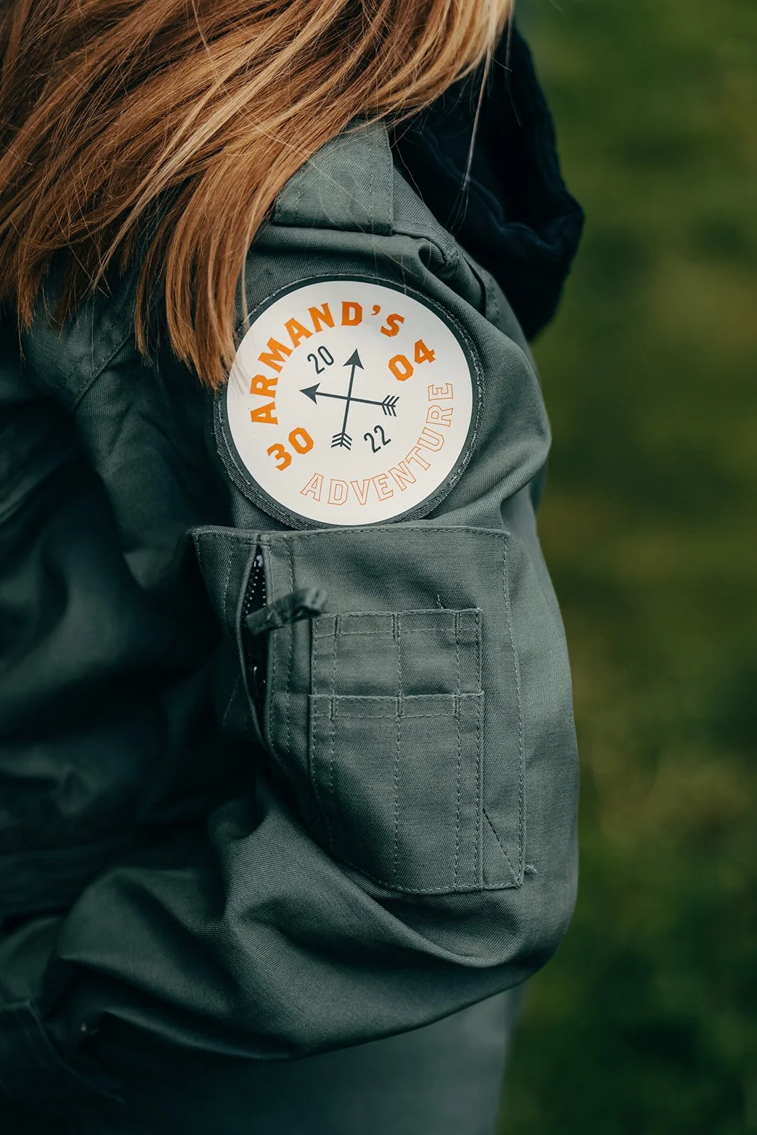 overal pak met gepersonaliseerde sticker op