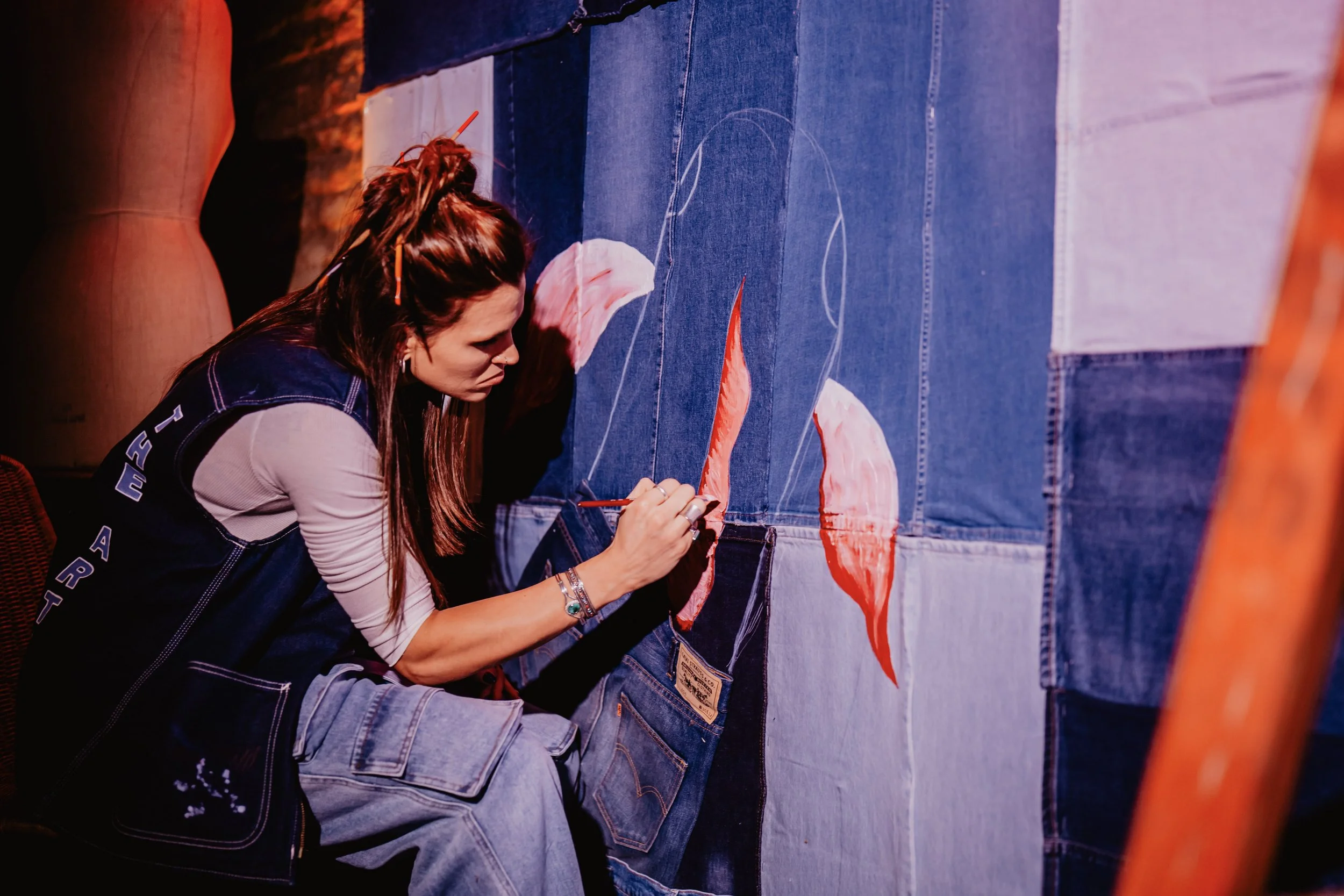 live painting op jeansmuur