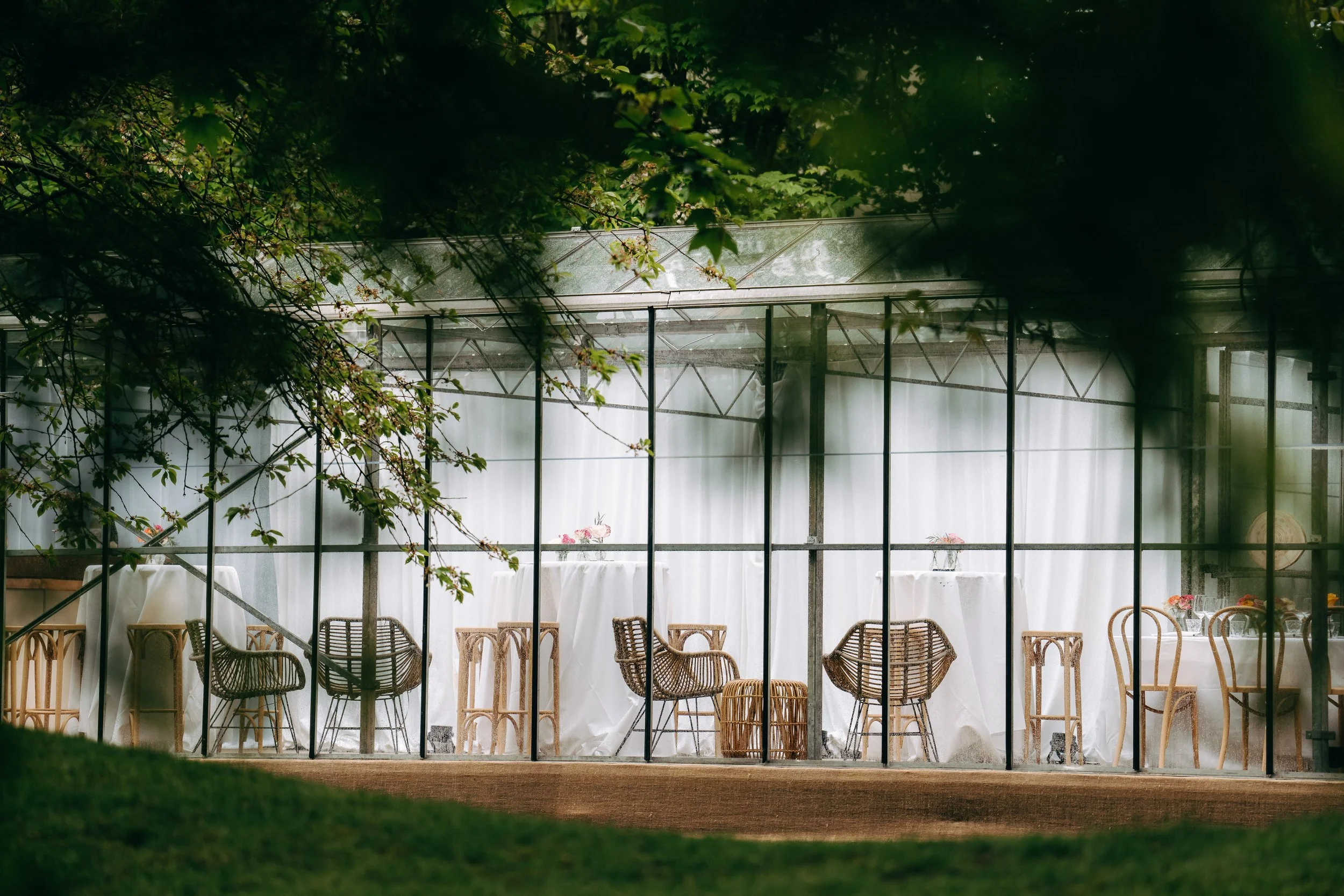 serre als locatie voor een familiefeest