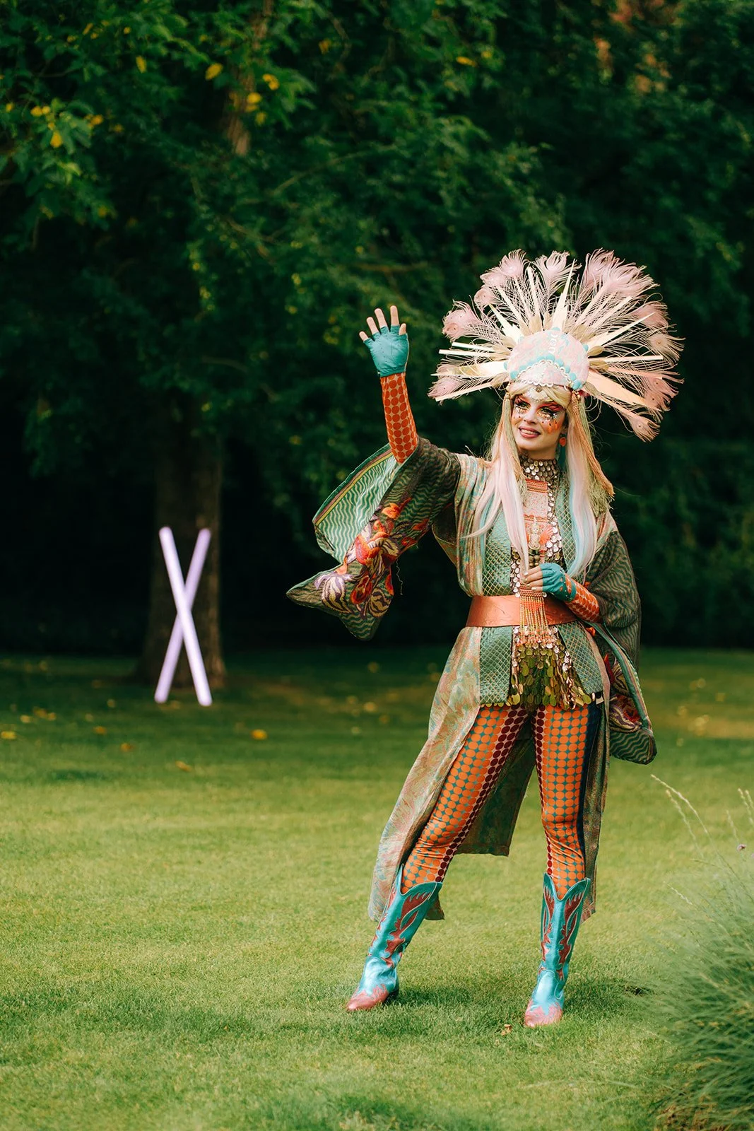 entertainer tijdens een 50e verjaardagsfeest