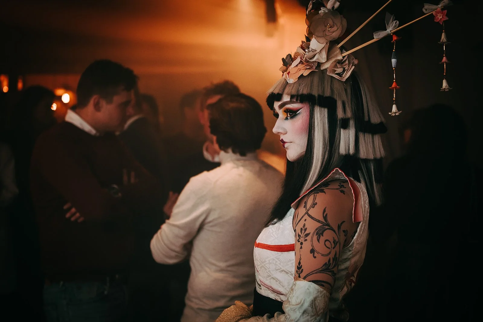 entertainer verkleed in tokyo thema