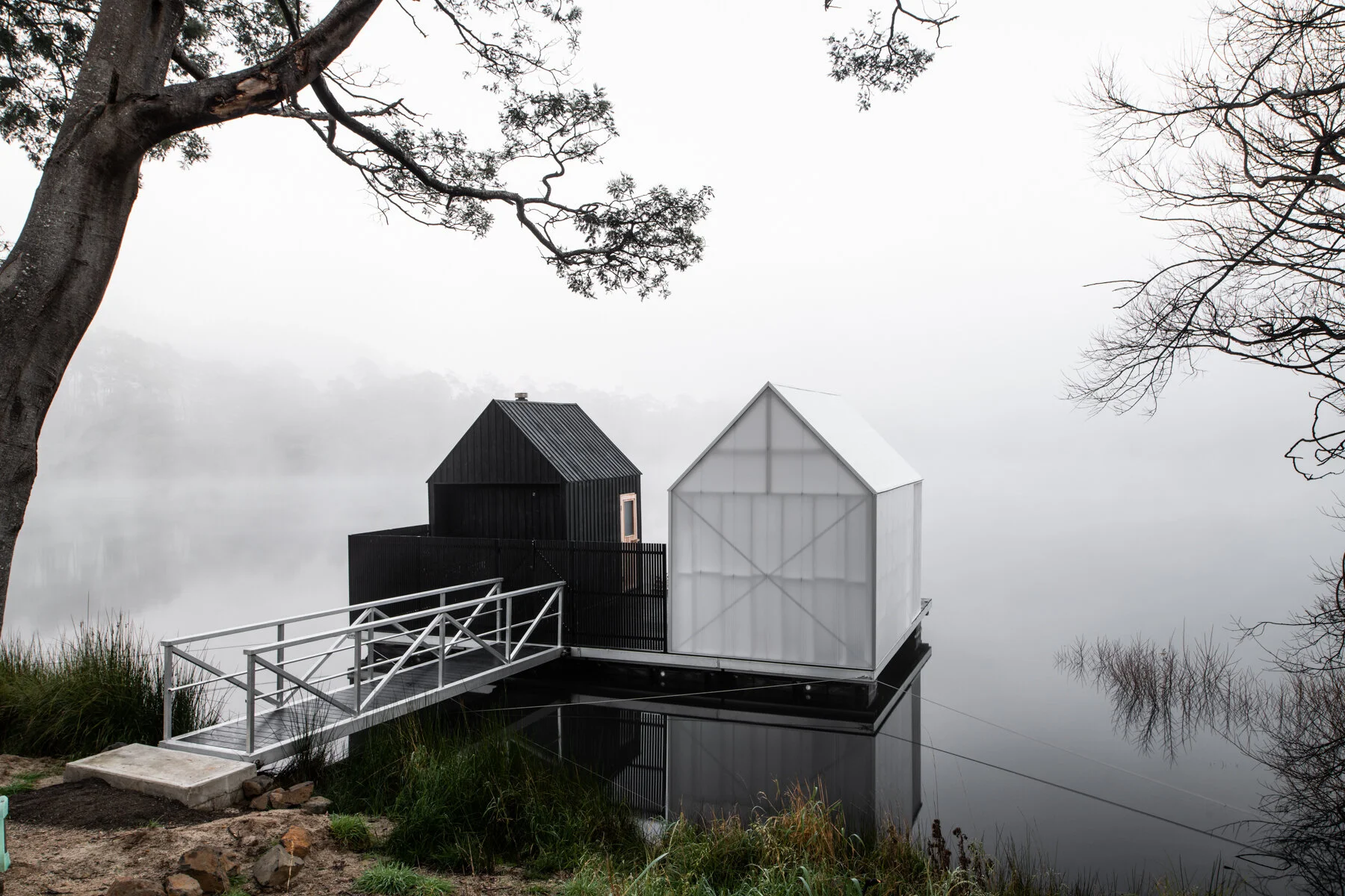 LichtArchitecture_FloatingSauna_04.jpg
