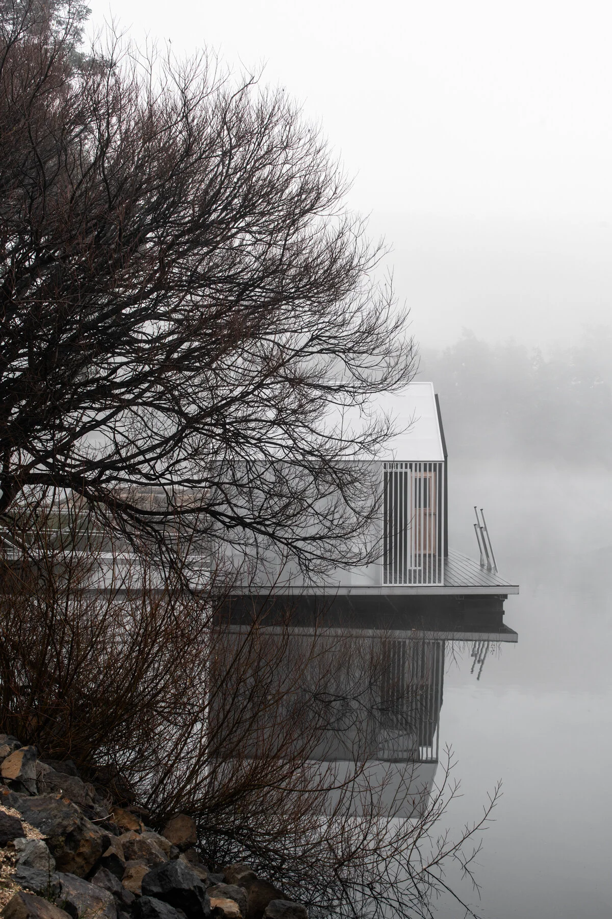 LichtArchitecture_FloatingSauna_06.jpg