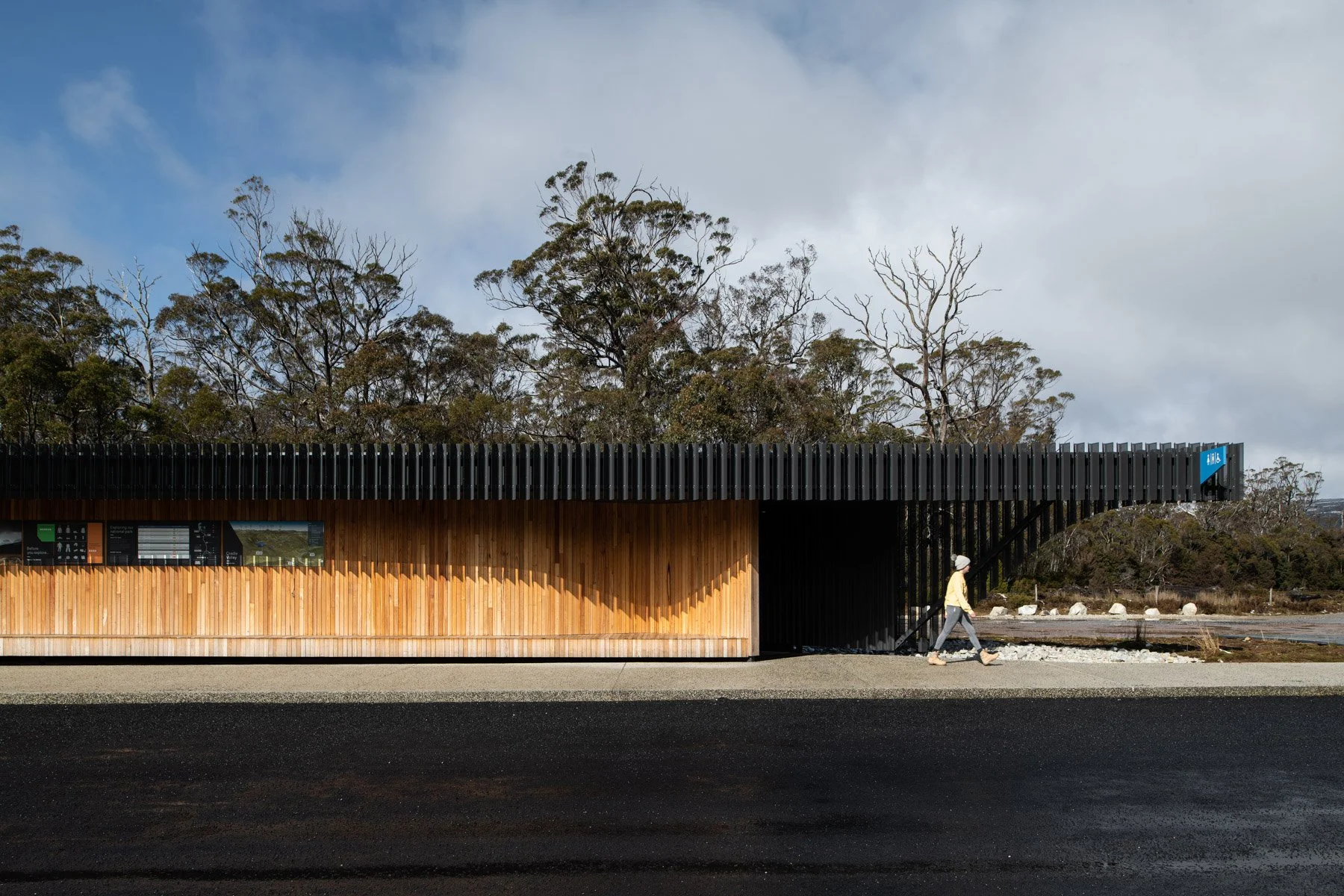 CumulusStudio_CradleMountain_VisitorCentre_17.jpg
