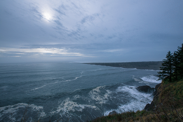 Cape_Disappointment_Waves.gif
